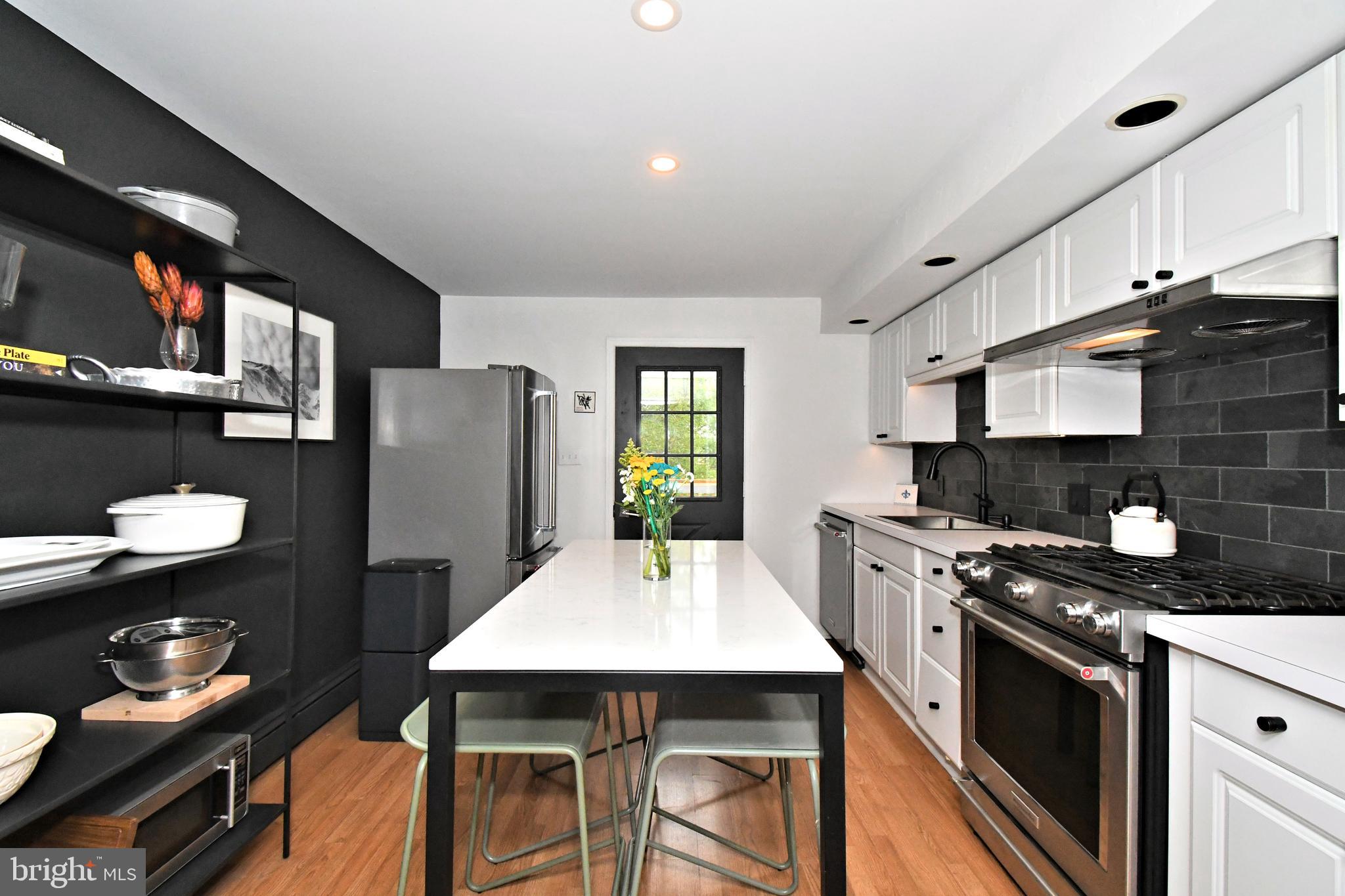 WESTRIDGE ESTATES - Residential