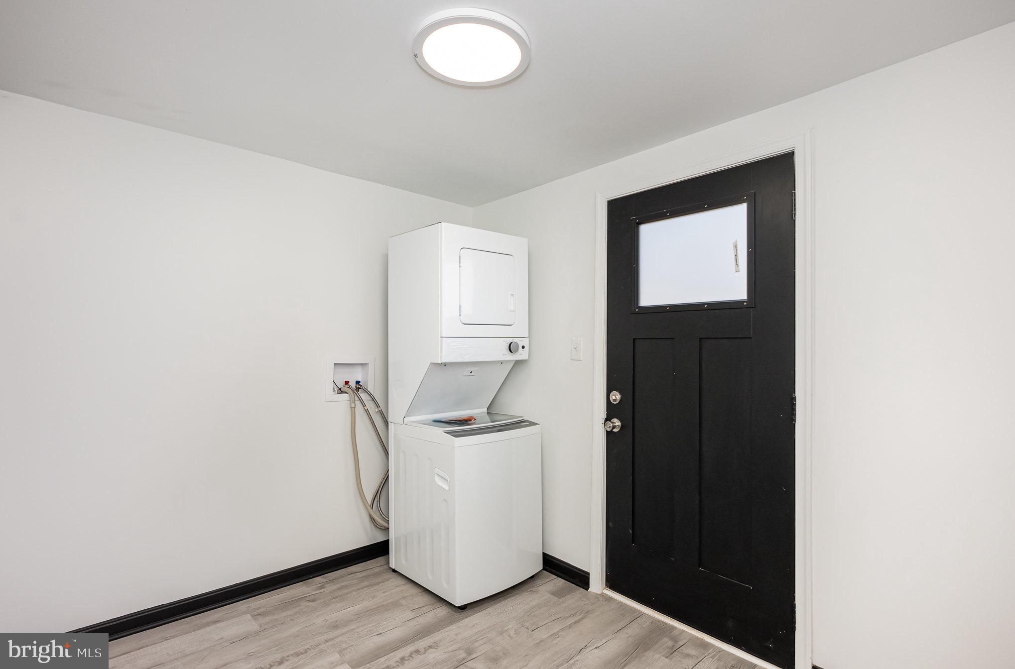 HAMPDEN HISTORIC DISTRICT - Residential Lease