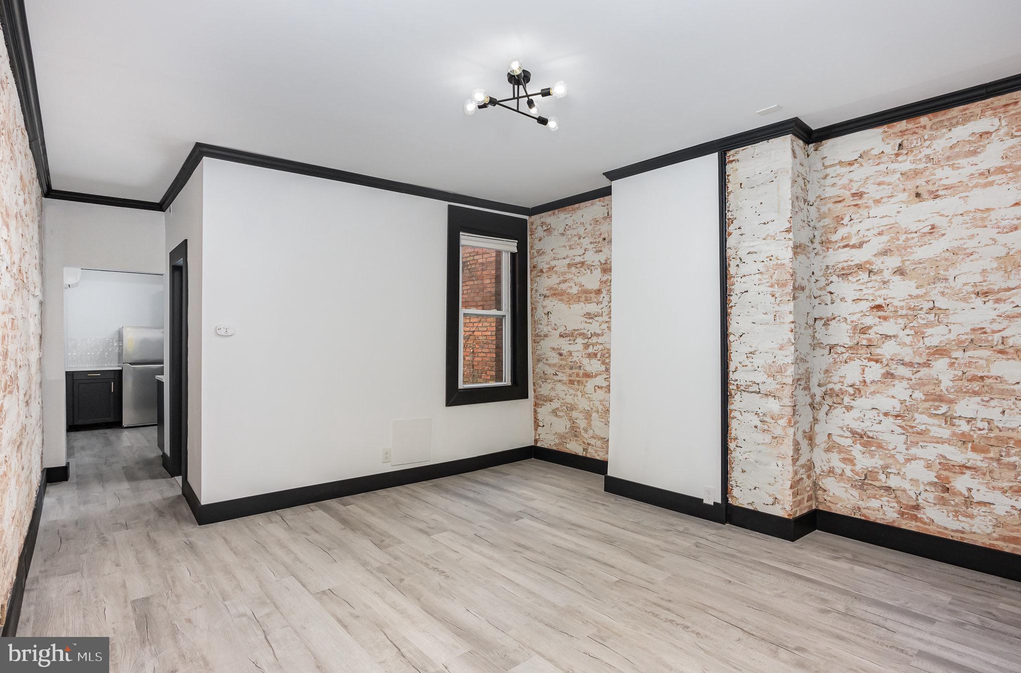 HAMPDEN HISTORIC DISTRICT - Residential Lease