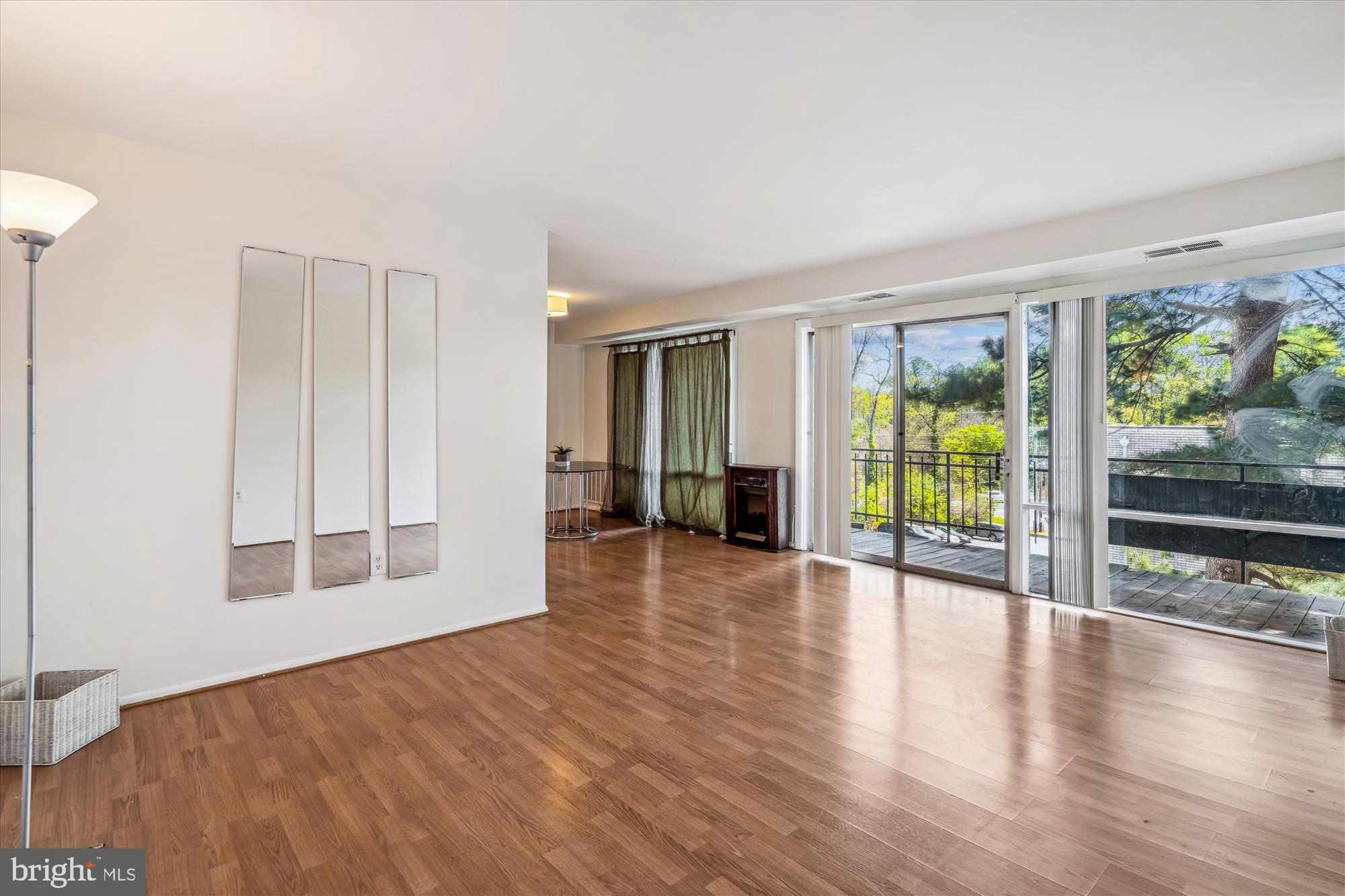 ADELPHI TERRACE - Residential Lease