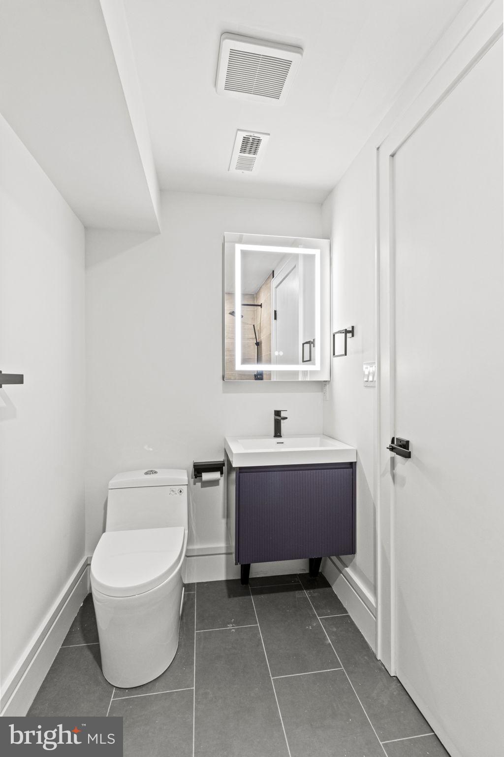 POINT BREEZE - Residential Lease