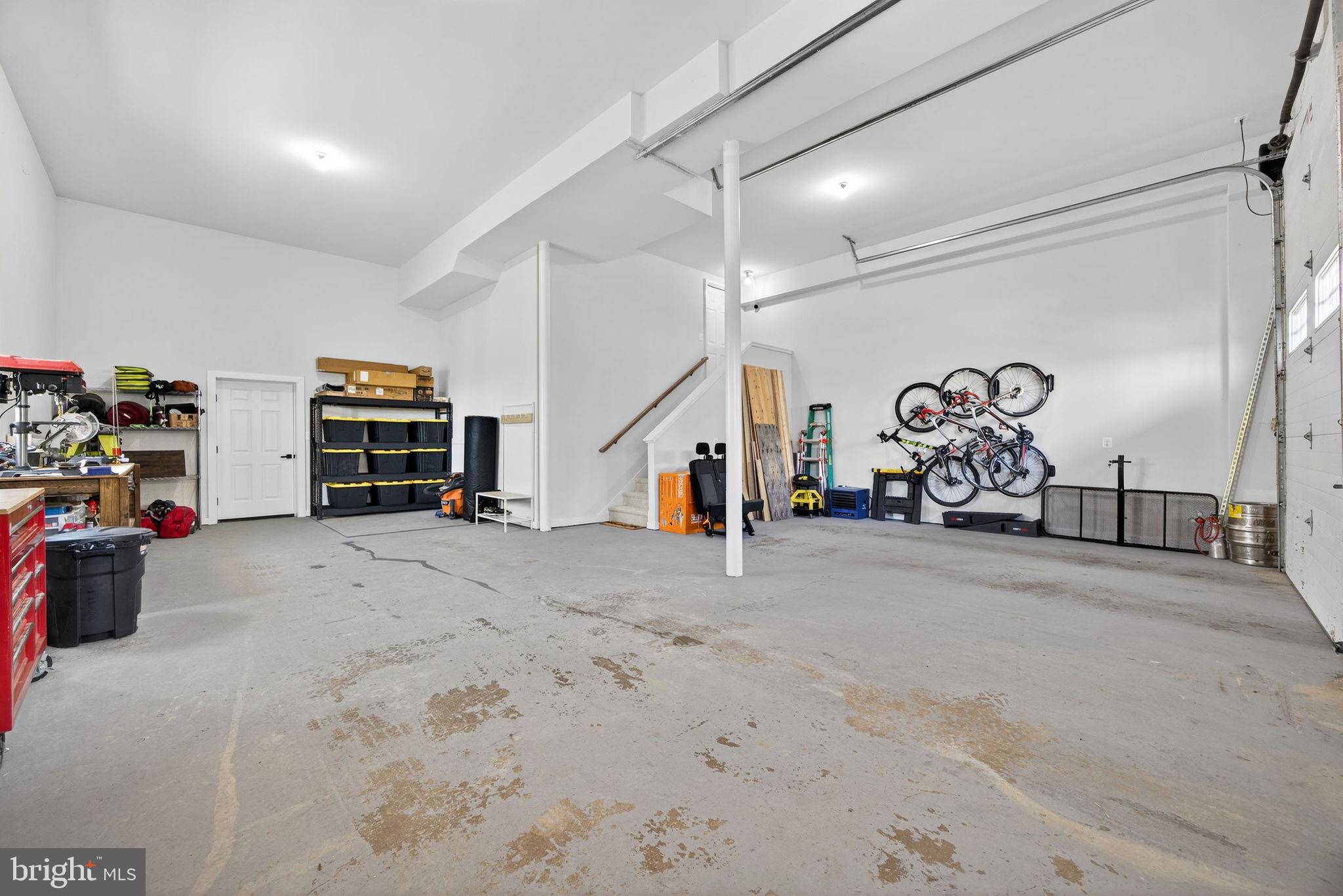 BULL RUN MOUNTAIN ESTATE - Residential