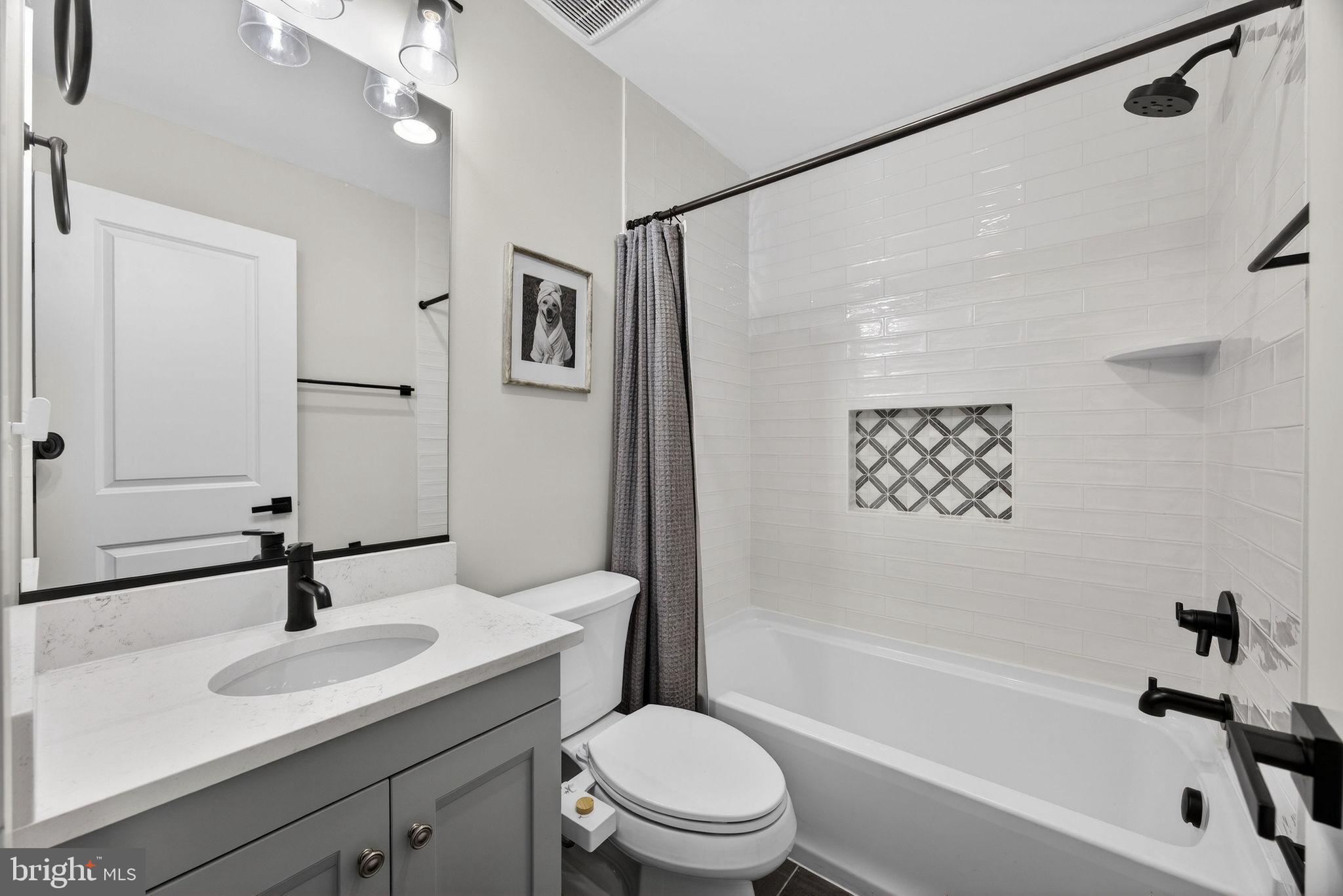 BULL RUN MOUNTAIN ESTATE - Residential