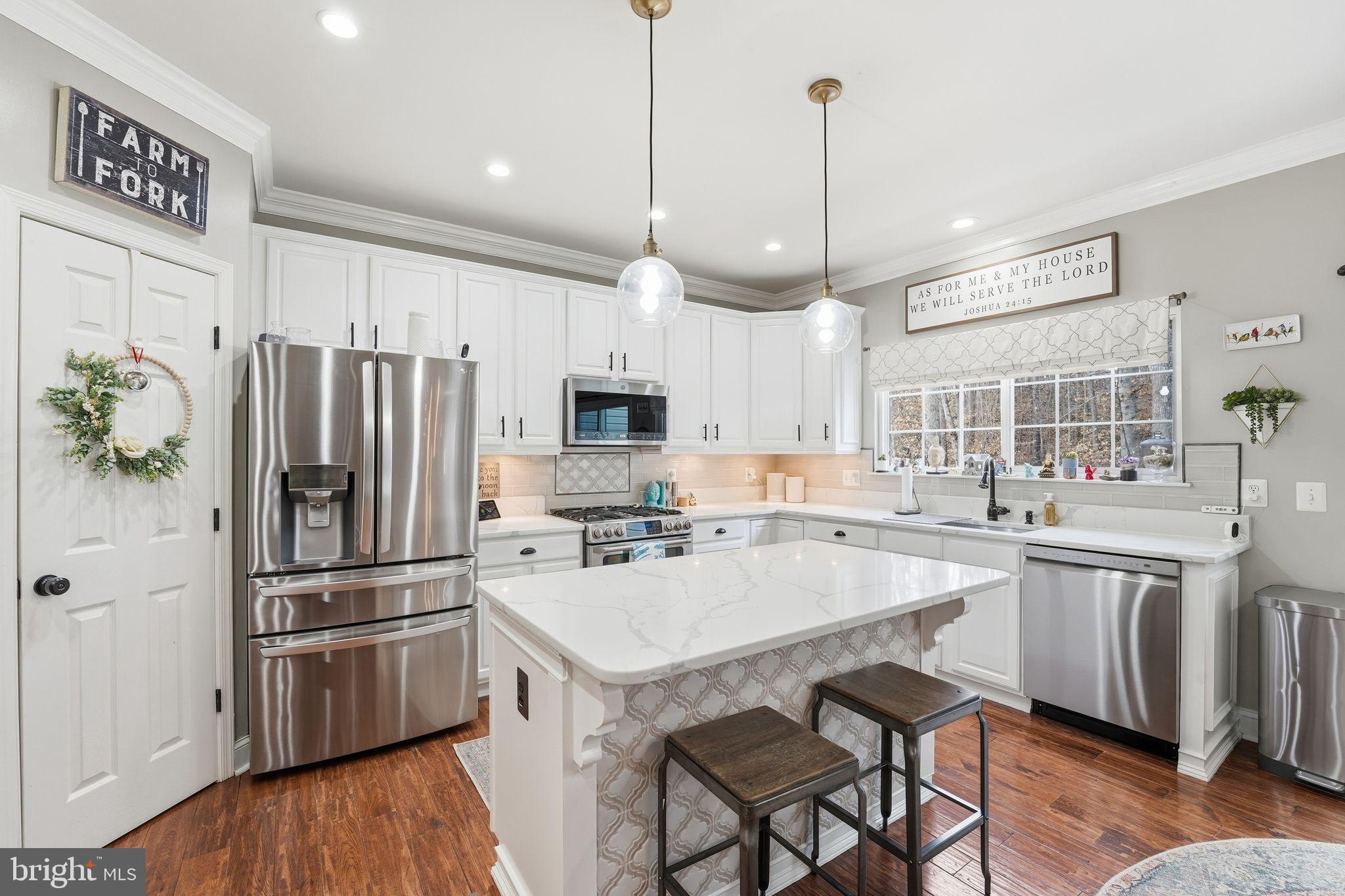 6049 PERSINGER HOUSE COURT