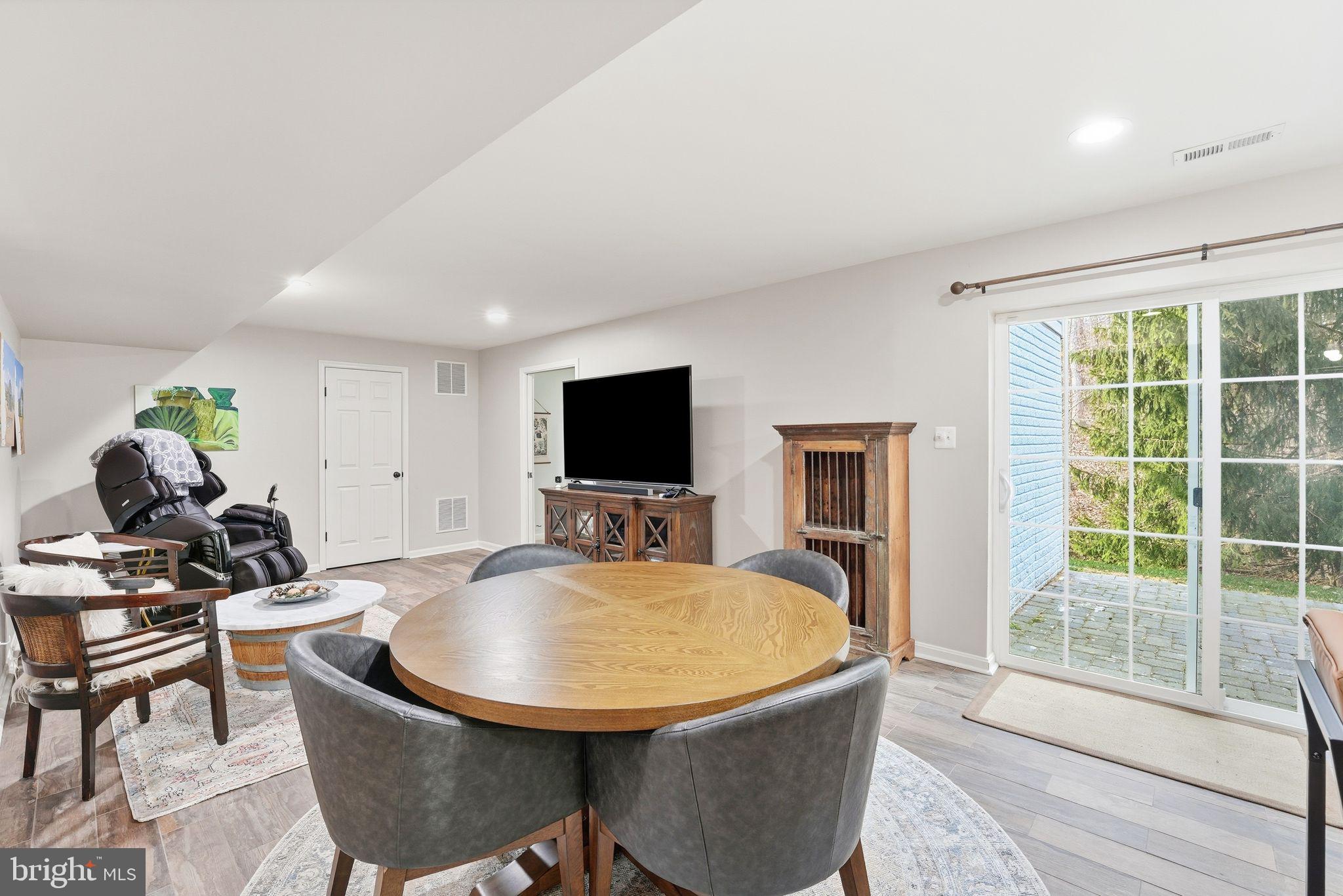 ASHLAND - Residential