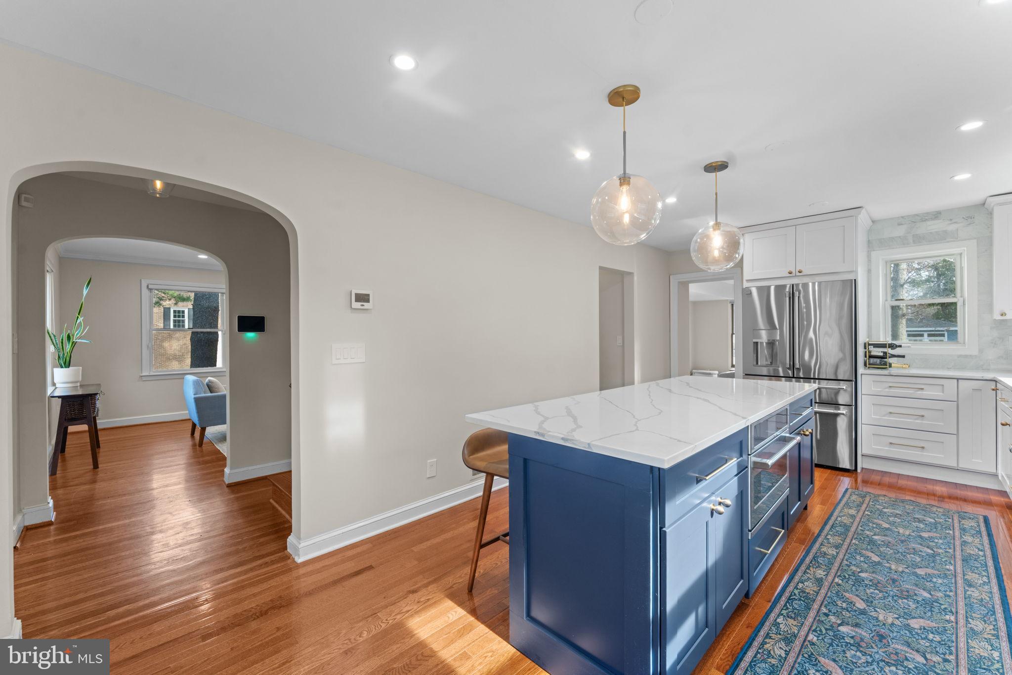 WOODSIDE - Residential