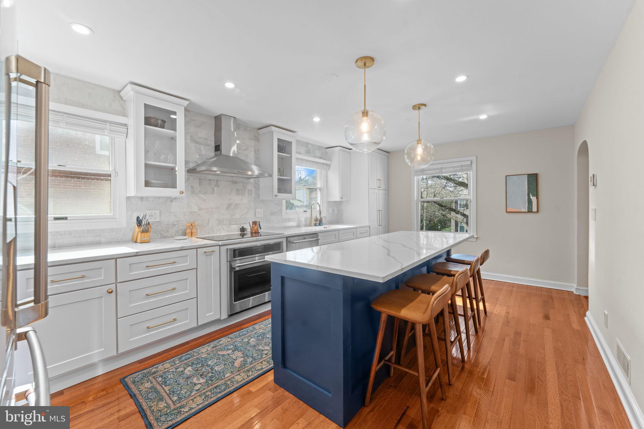 WOODSIDE - Residential