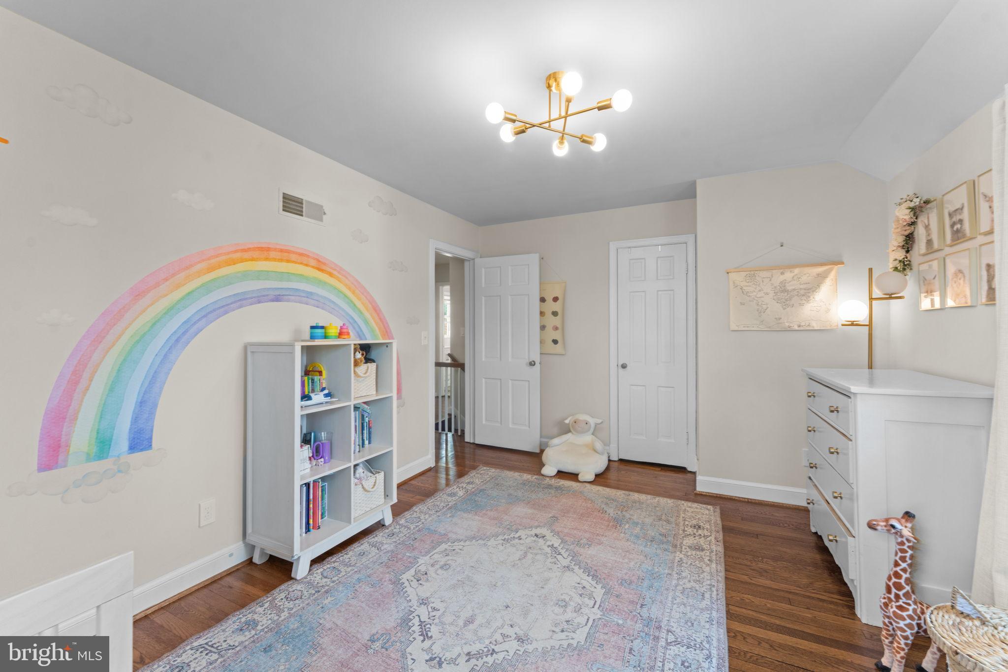 WOODSIDE - Residential