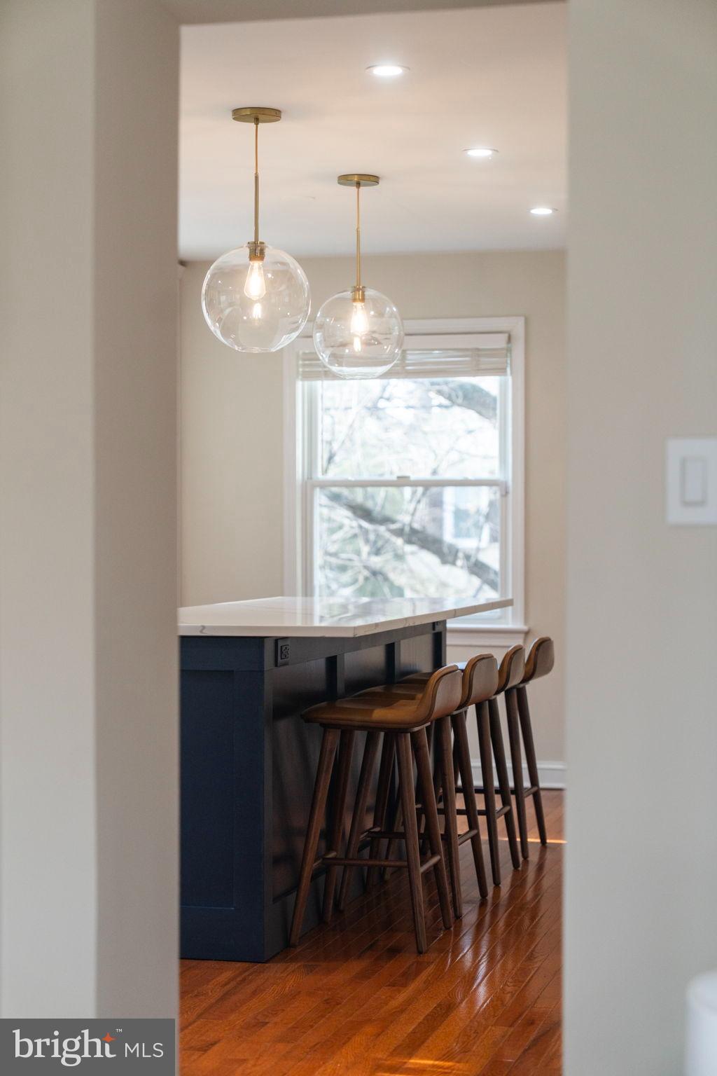 WOODSIDE - Residential