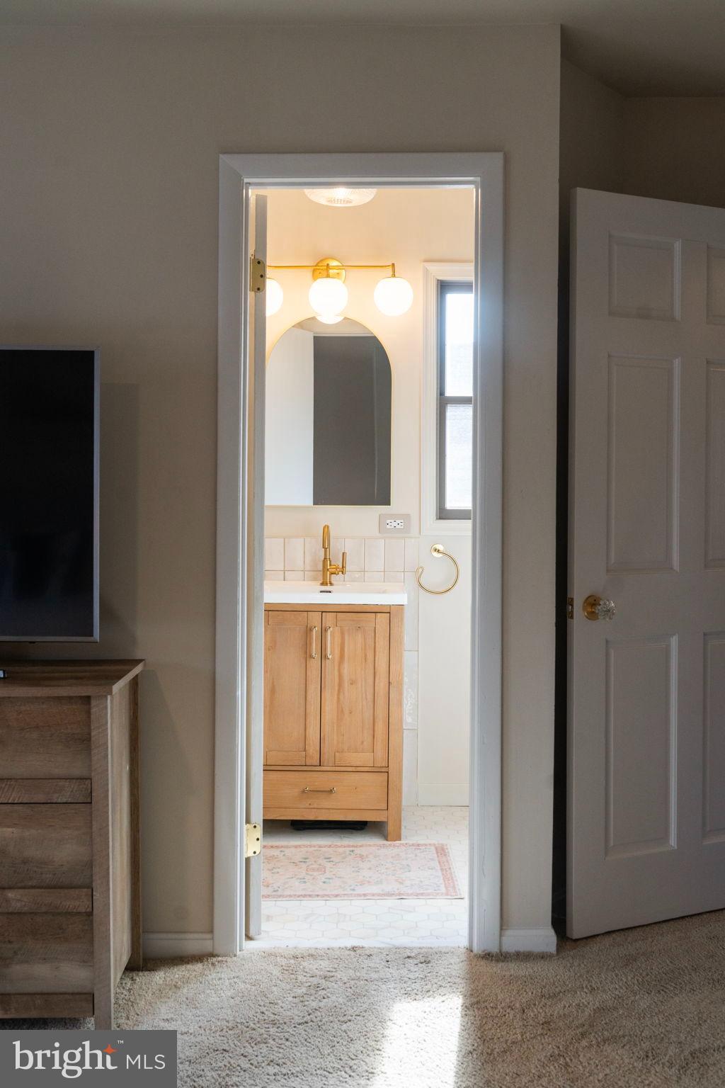 WOODSIDE - Residential