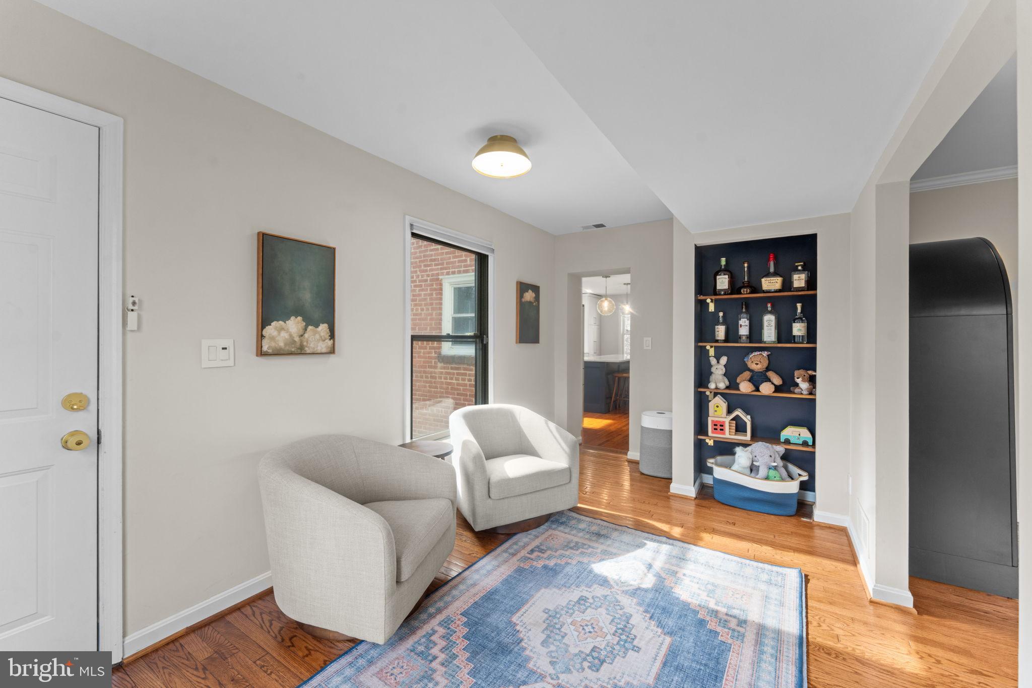 WOODSIDE - Residential