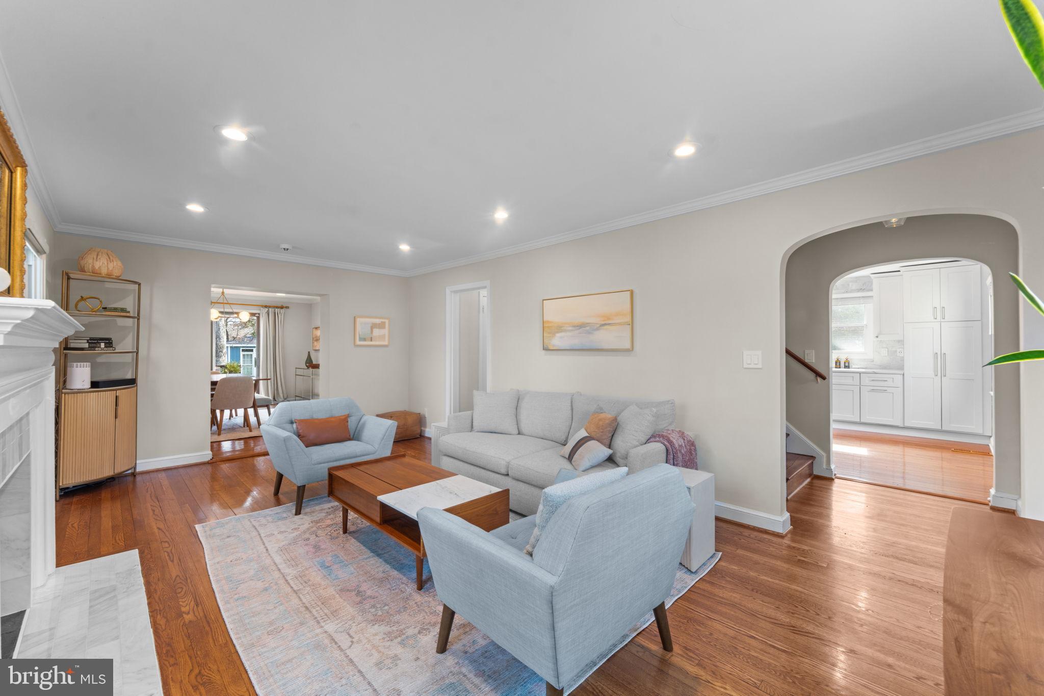 WOODSIDE - Residential