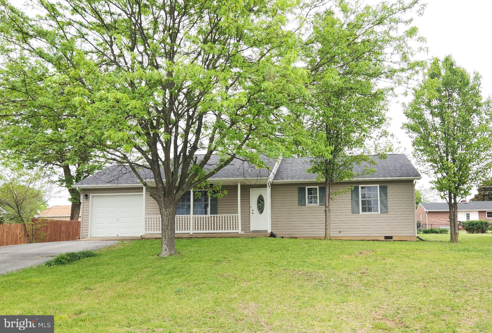 PENN STREET - Residential