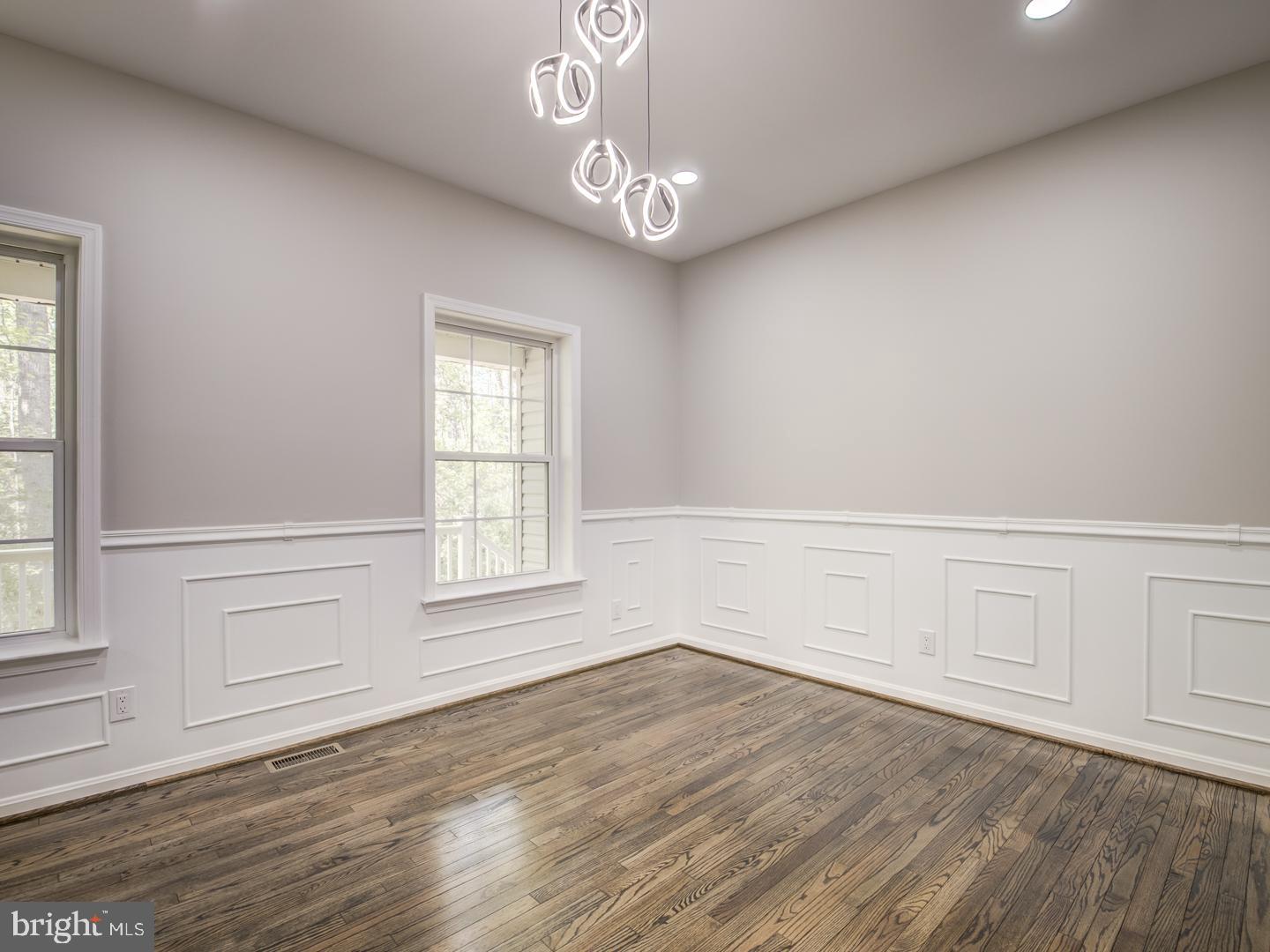 APPLE CREEK - Residential