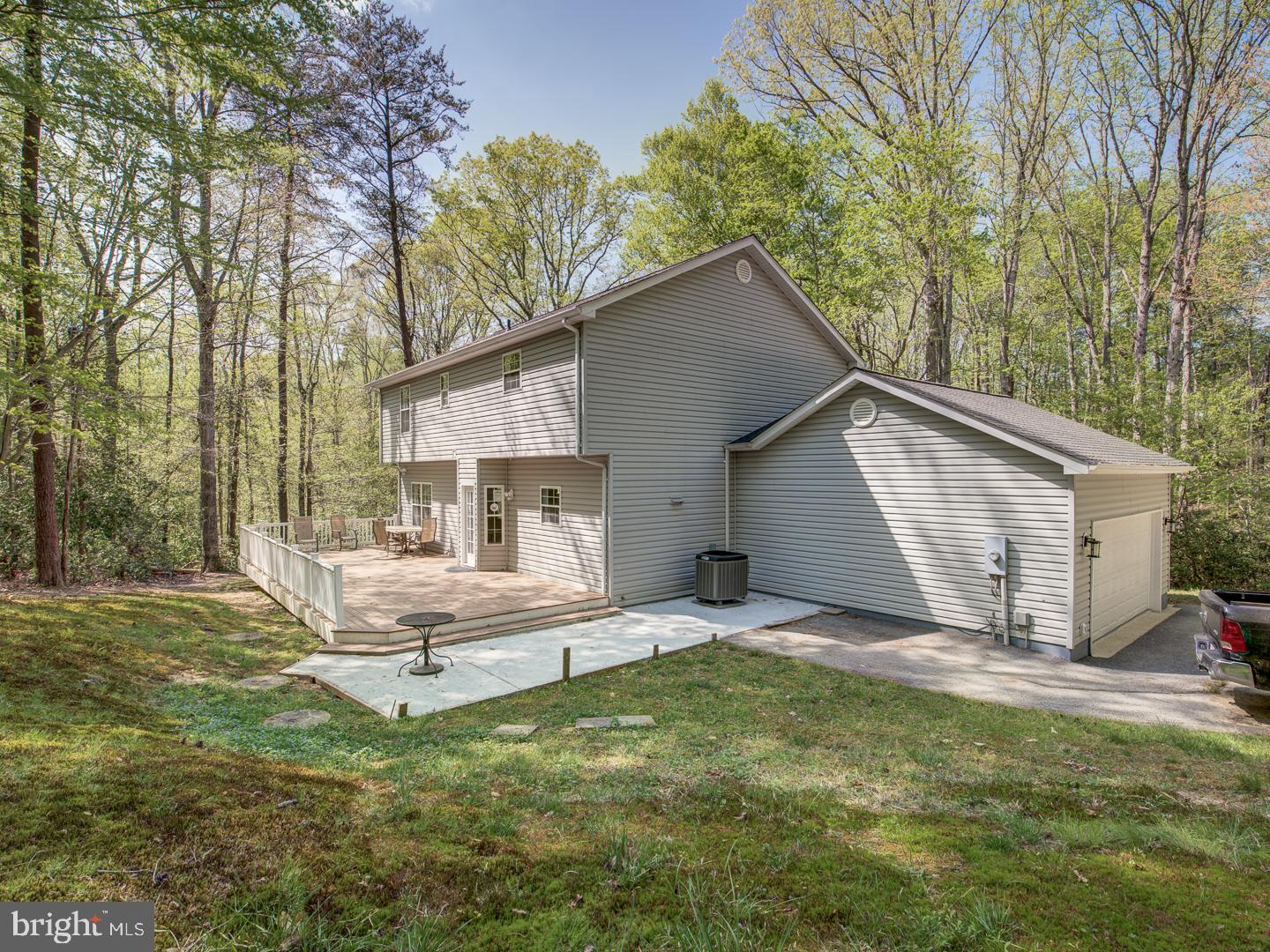 APPLE CREEK - Residential