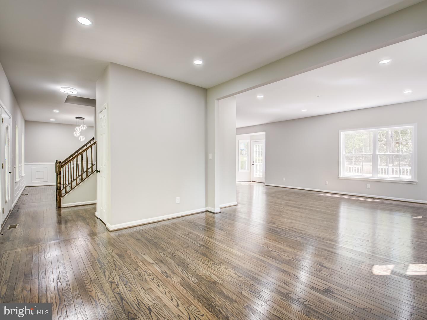 APPLE CREEK - Residential