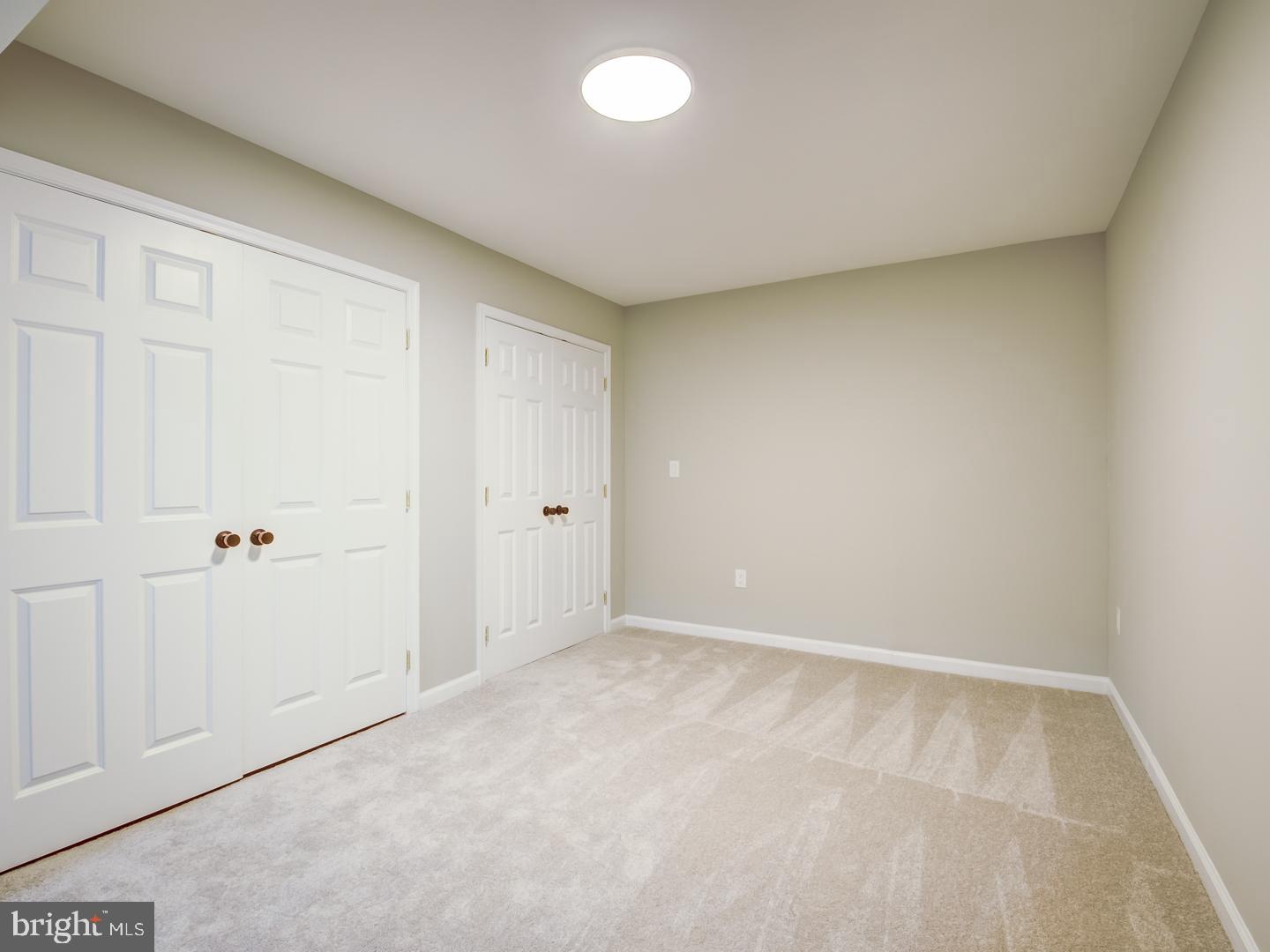 APPLE CREEK - Residential