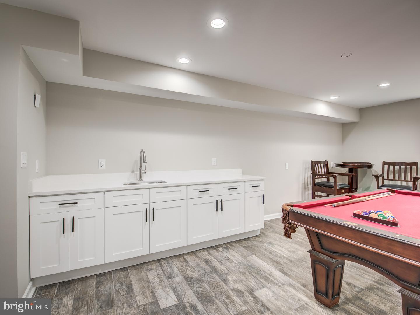 APPLE CREEK - Residential