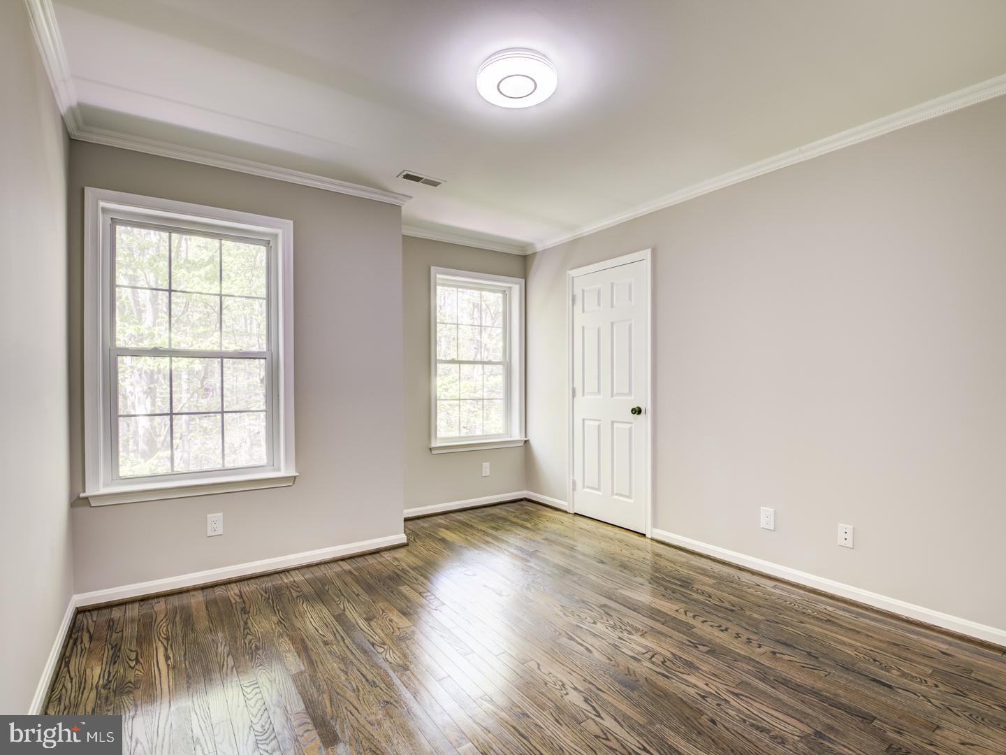 APPLE CREEK - Residential