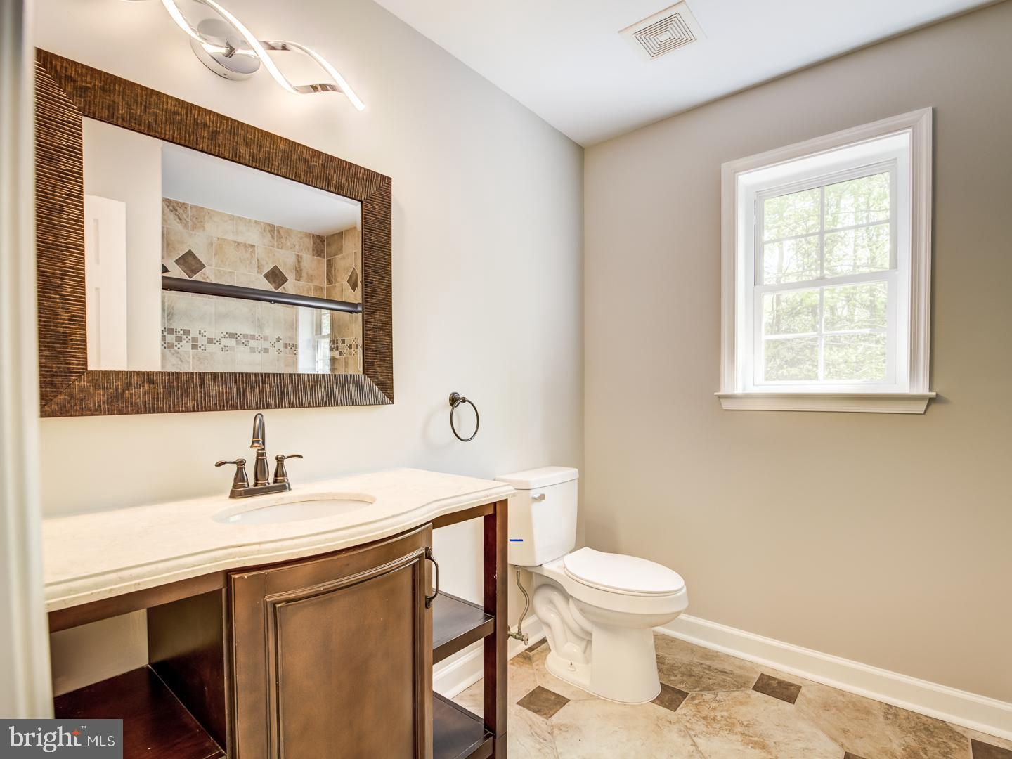 APPLE CREEK - Residential