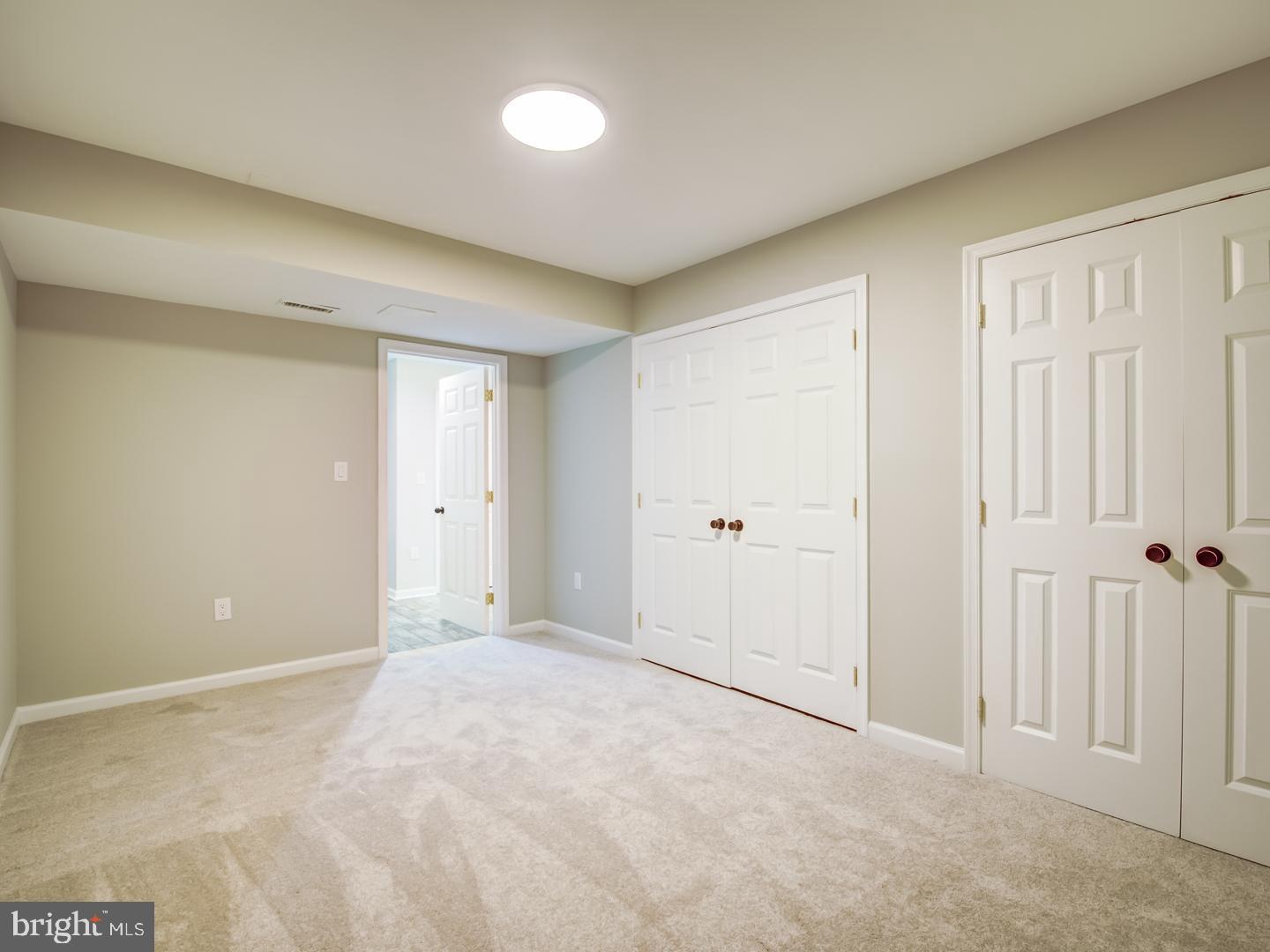 APPLE CREEK - Residential