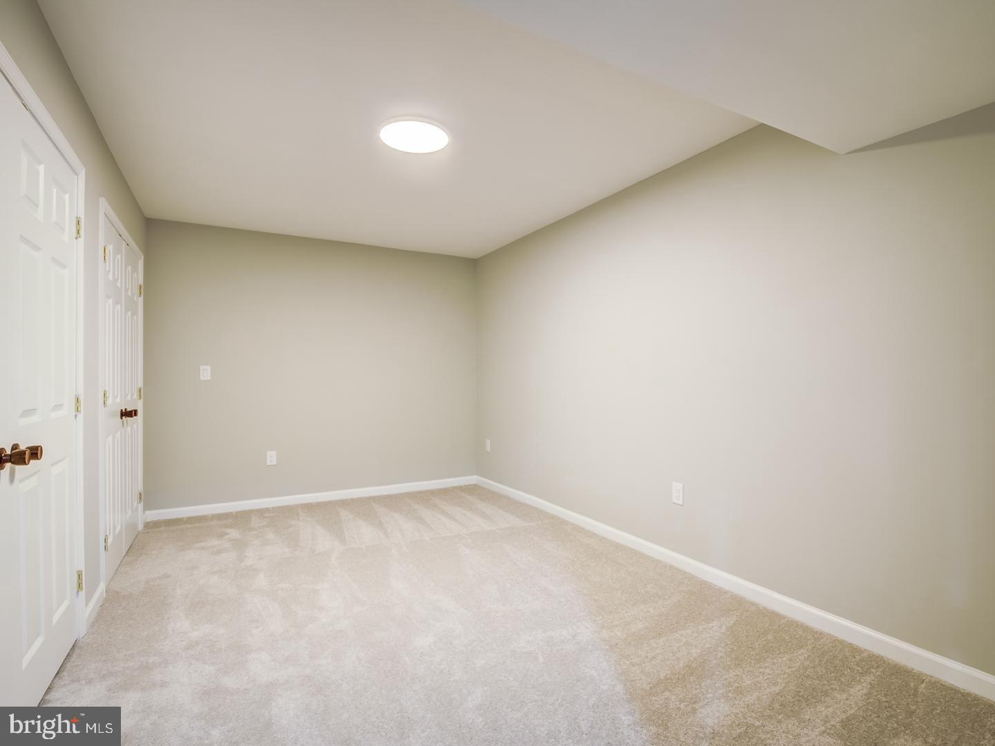 APPLE CREEK - Residential