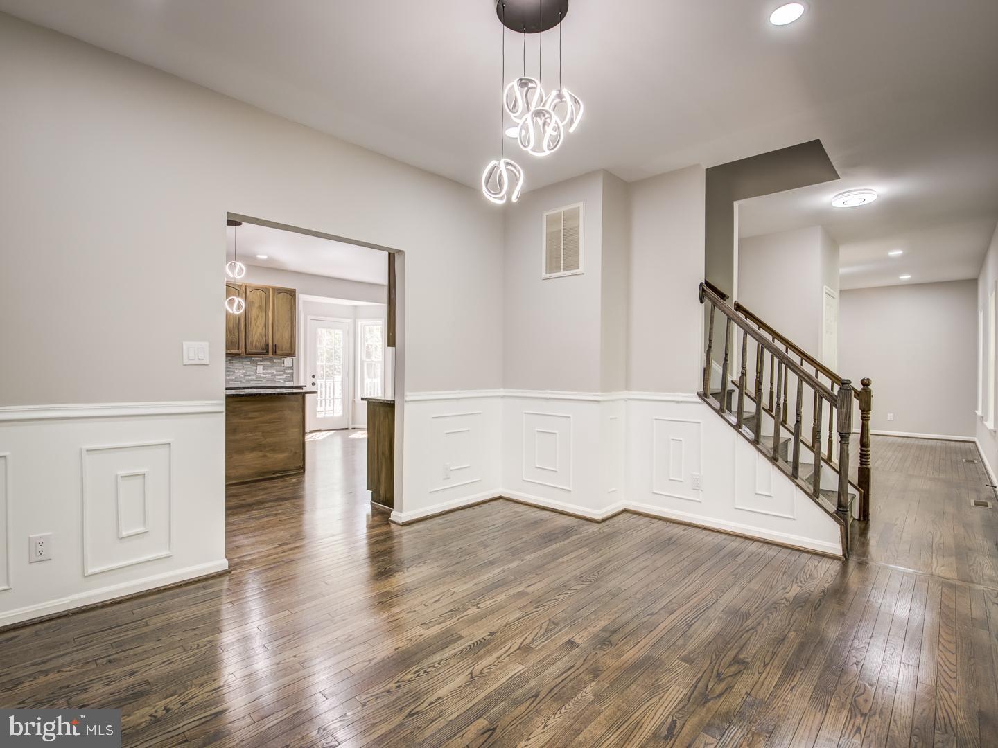 APPLE CREEK - Residential