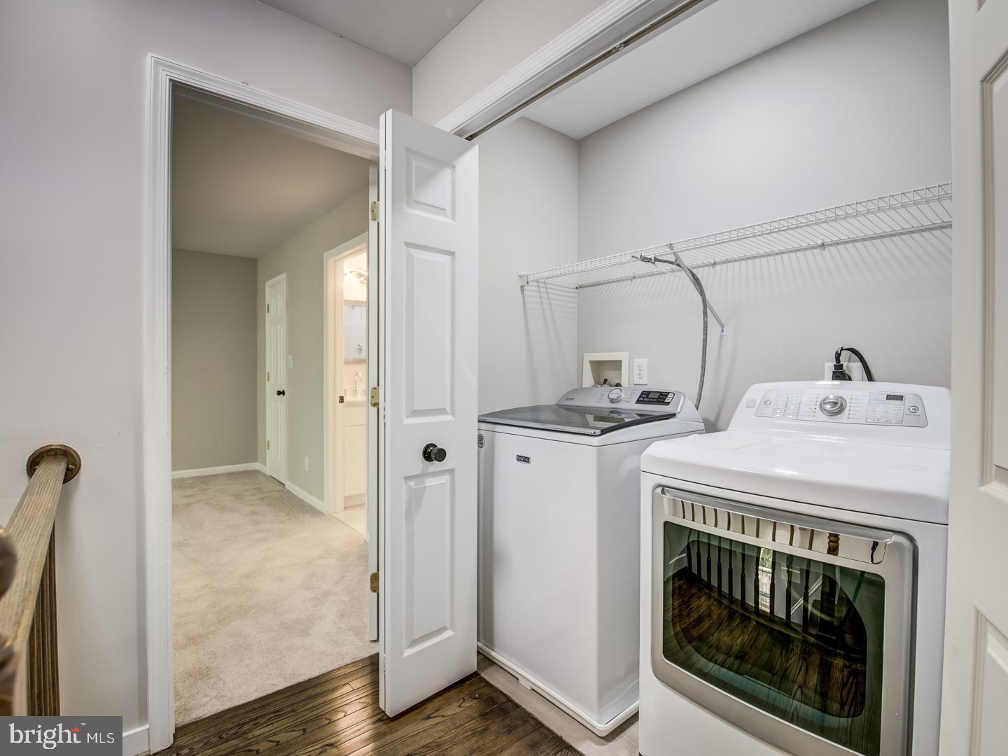 APPLE CREEK - Residential