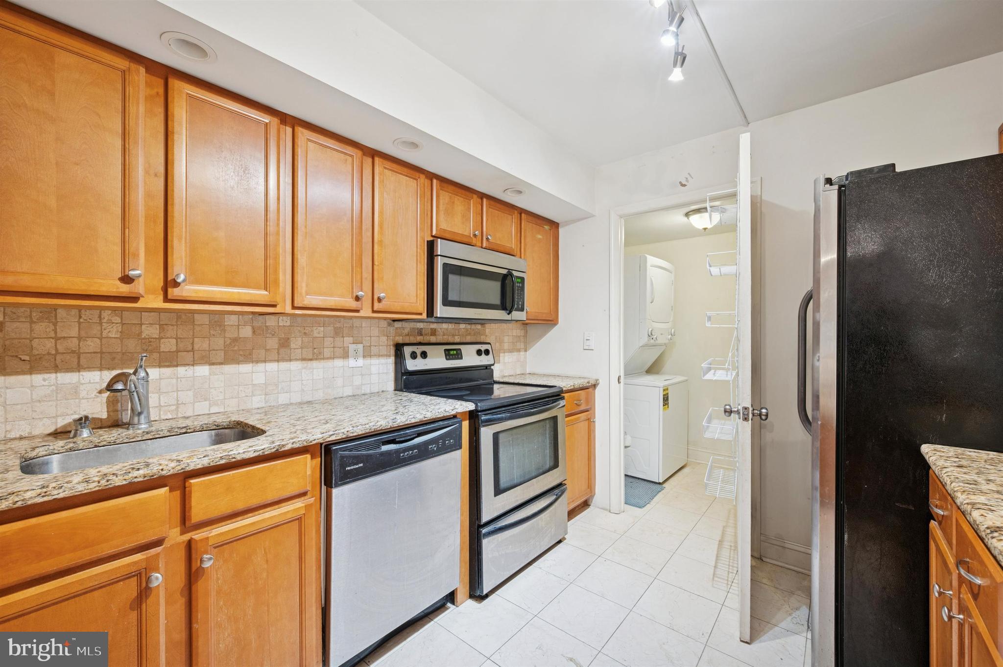 SOCIETY HILL - Residential