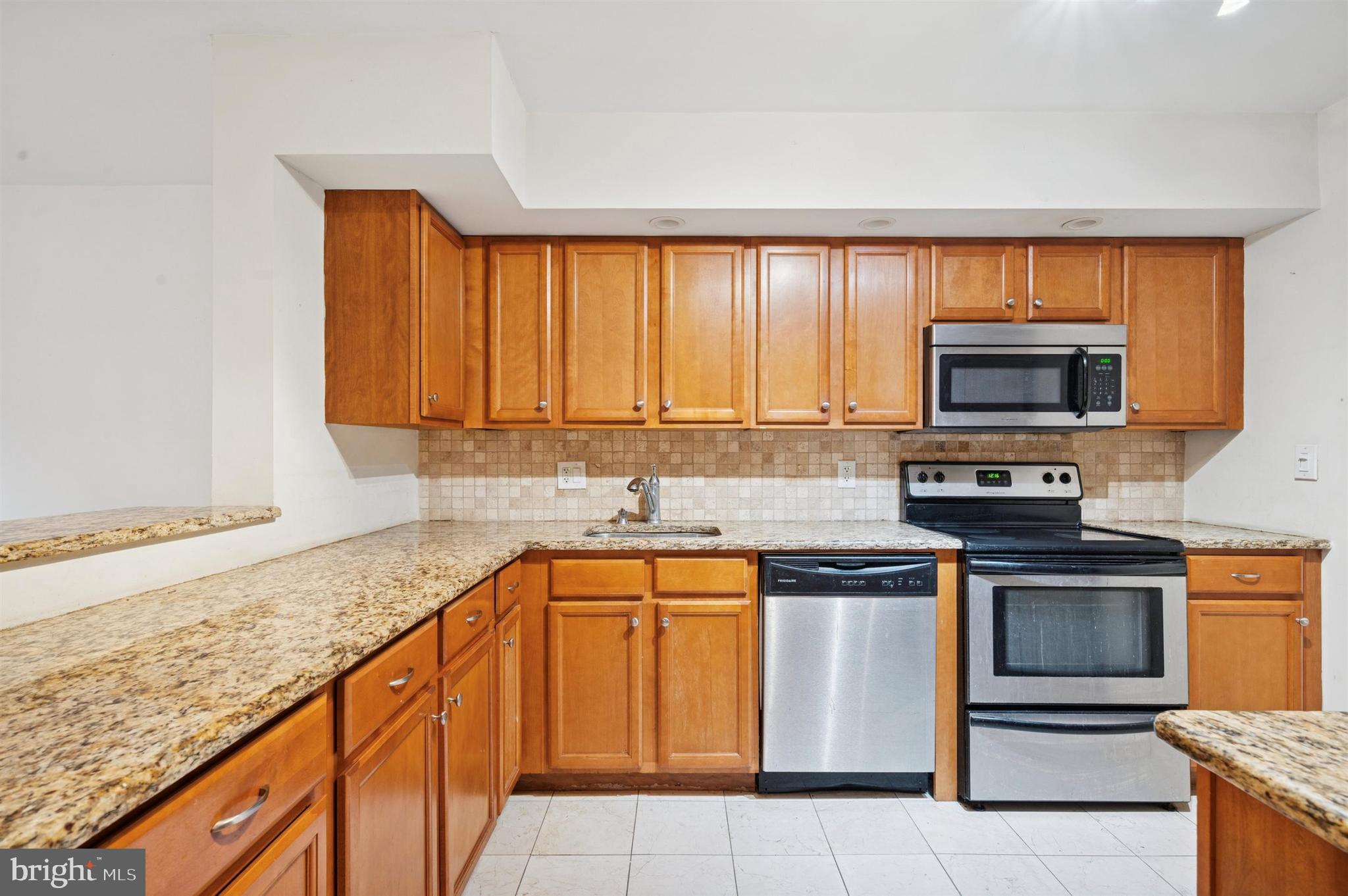 SOCIETY HILL - Residential