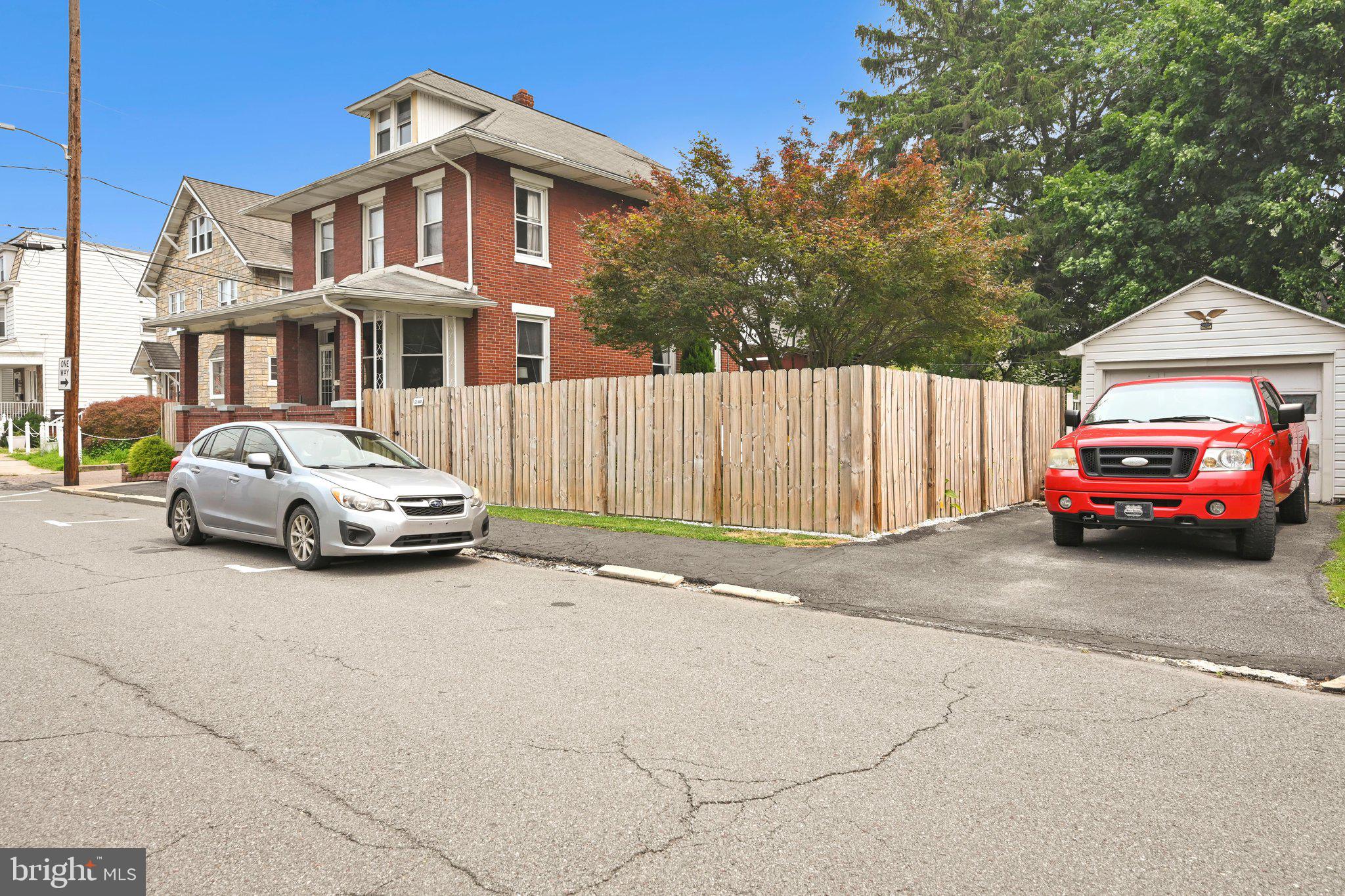 24 PAXSON AVENUE