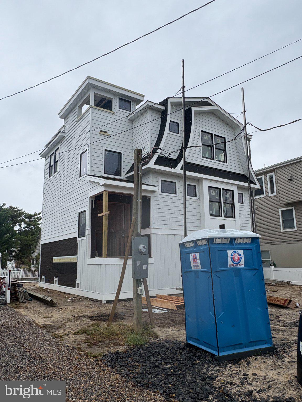 14 W SOUTH 31ST STREET