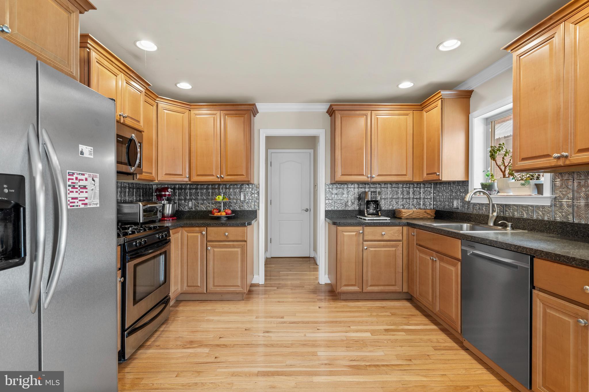 ROXBOROUGH - Residential