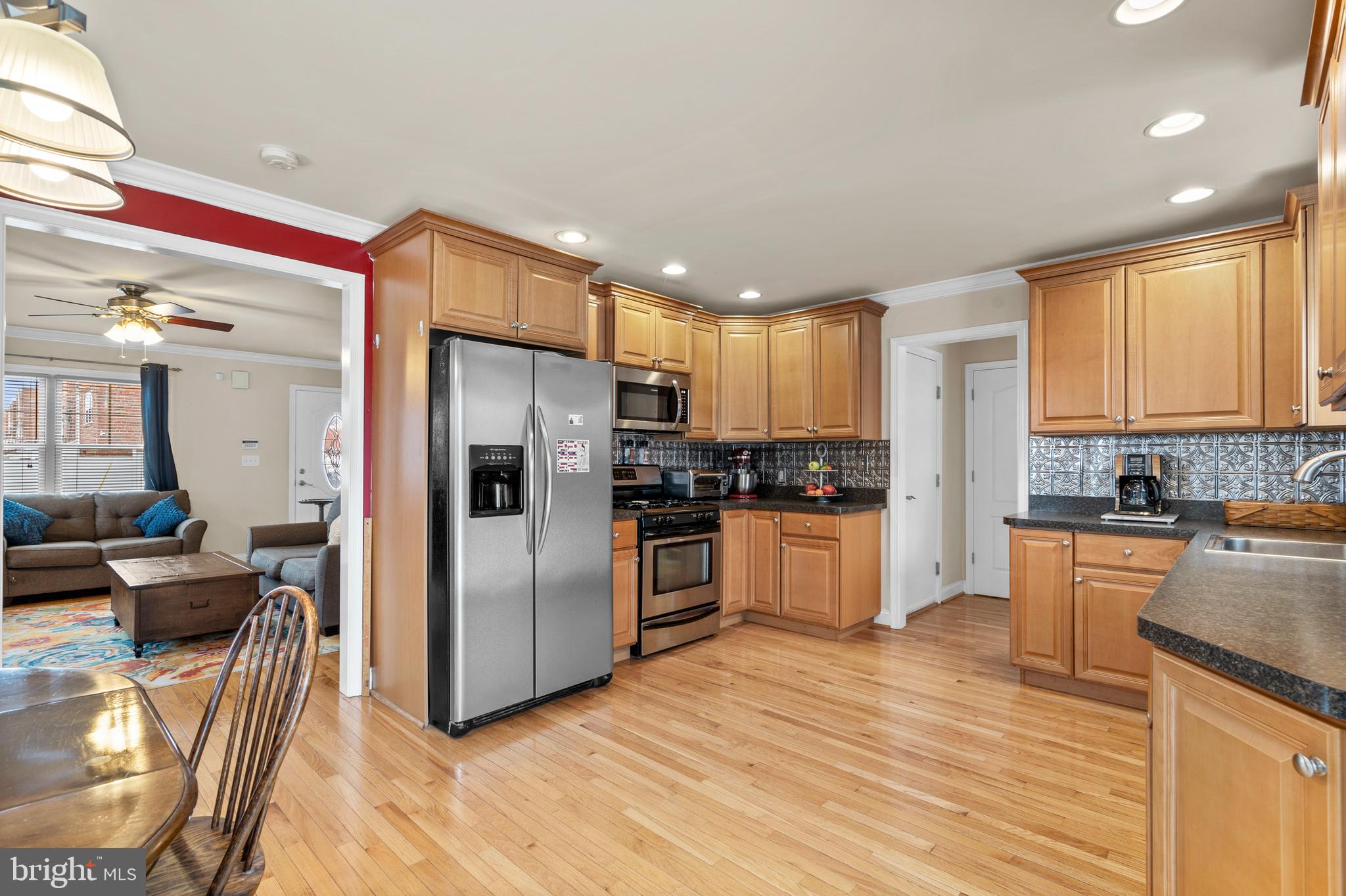 ROXBOROUGH - Residential