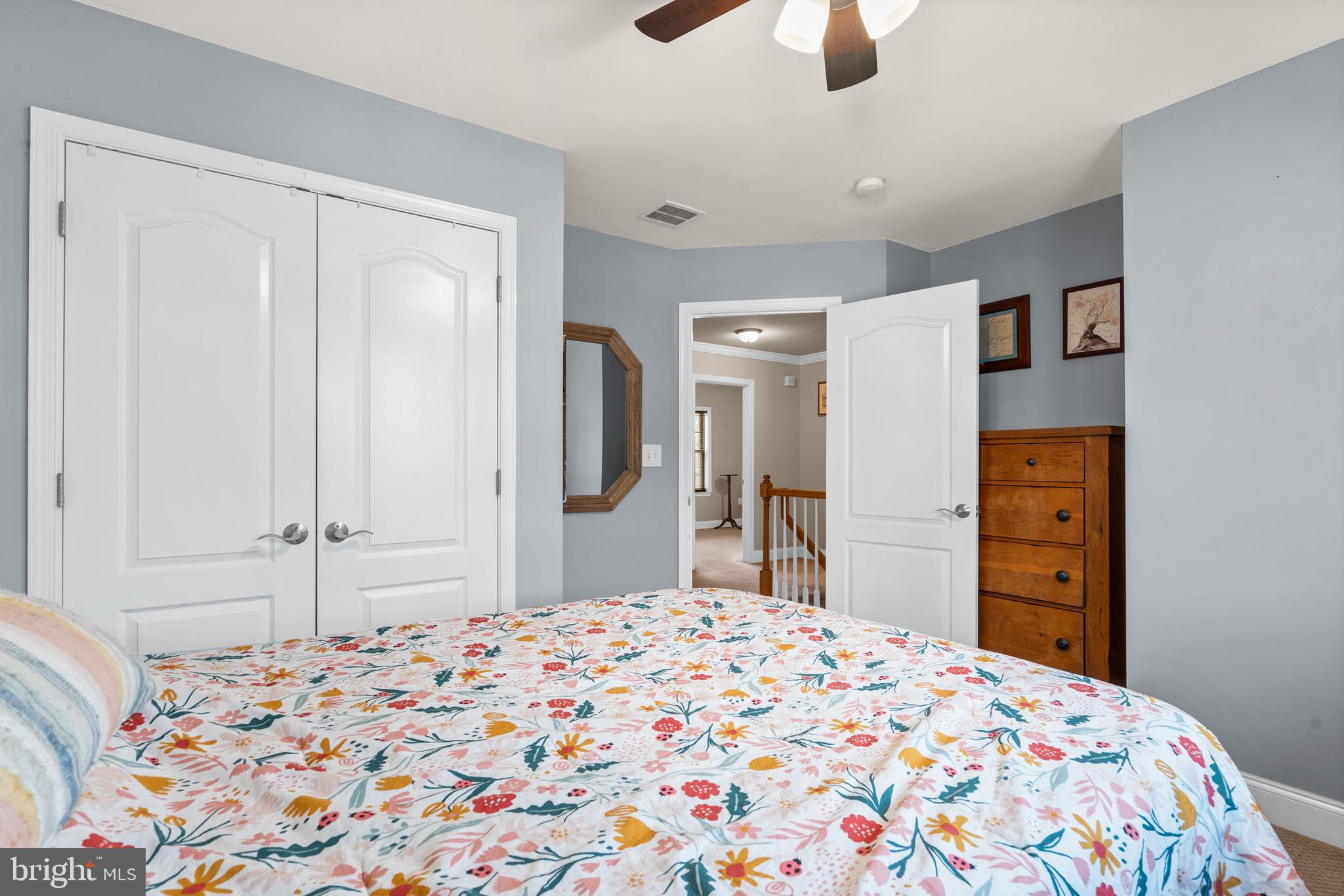 ROXBOROUGH - Residential