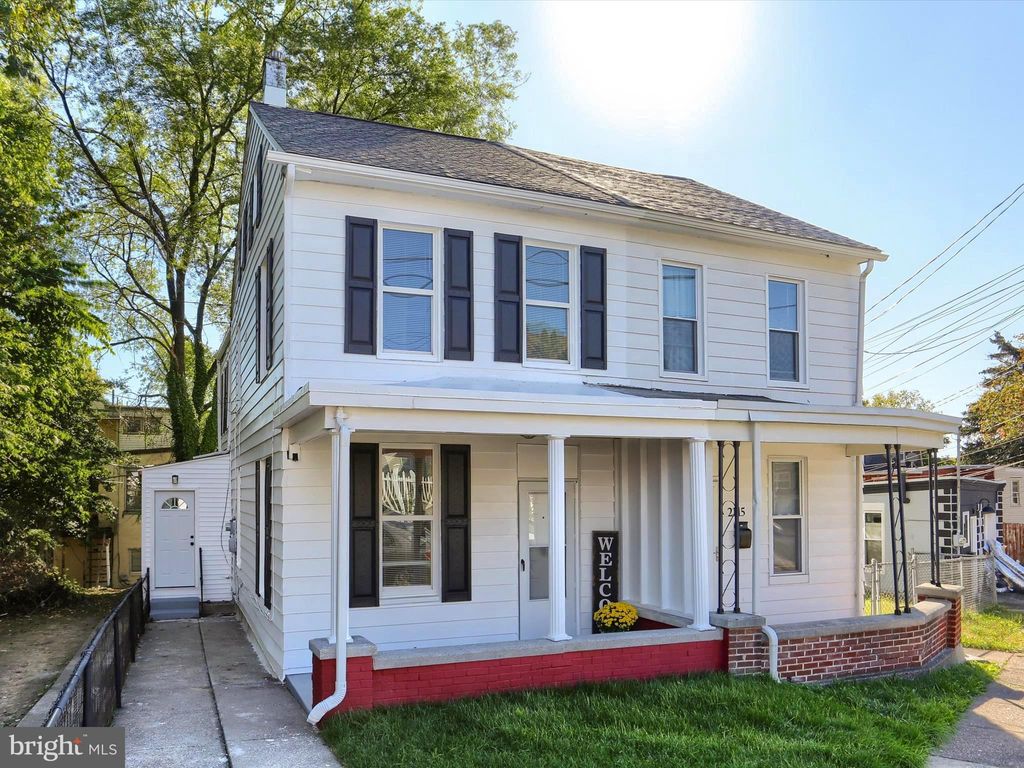 Photo of 2117 Brookwood Street, HARRISBURG, PA 17104 (MLS # PADA2050594)