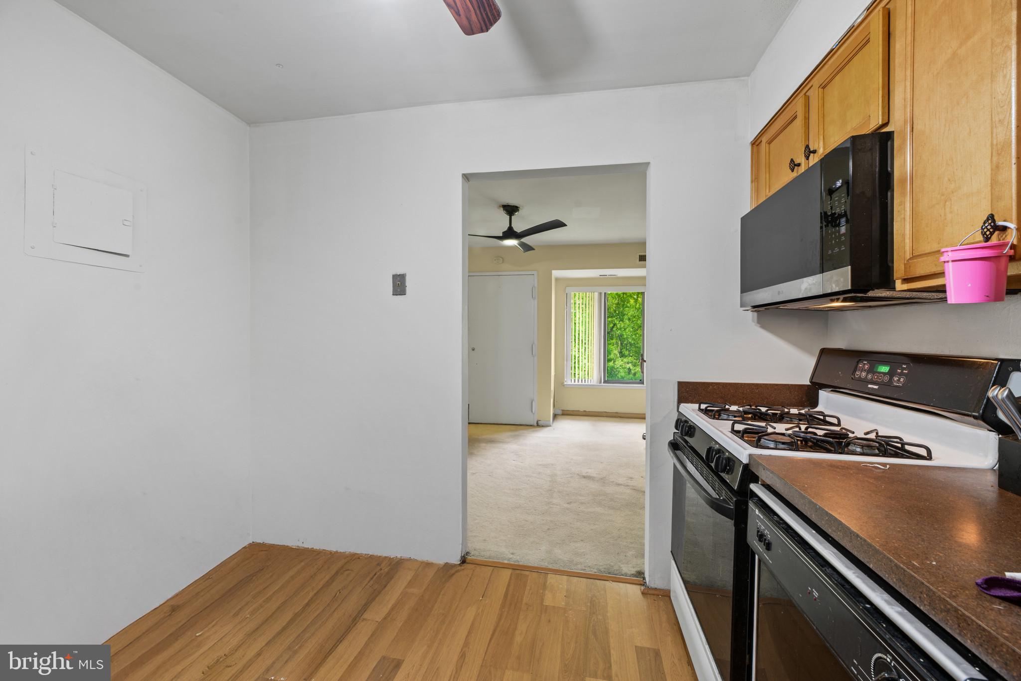 LONG REACH KNOLLS - Residential