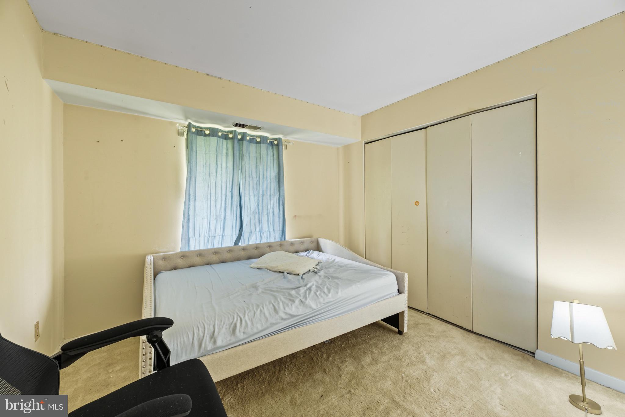 LONG REACH KNOLLS - Residential