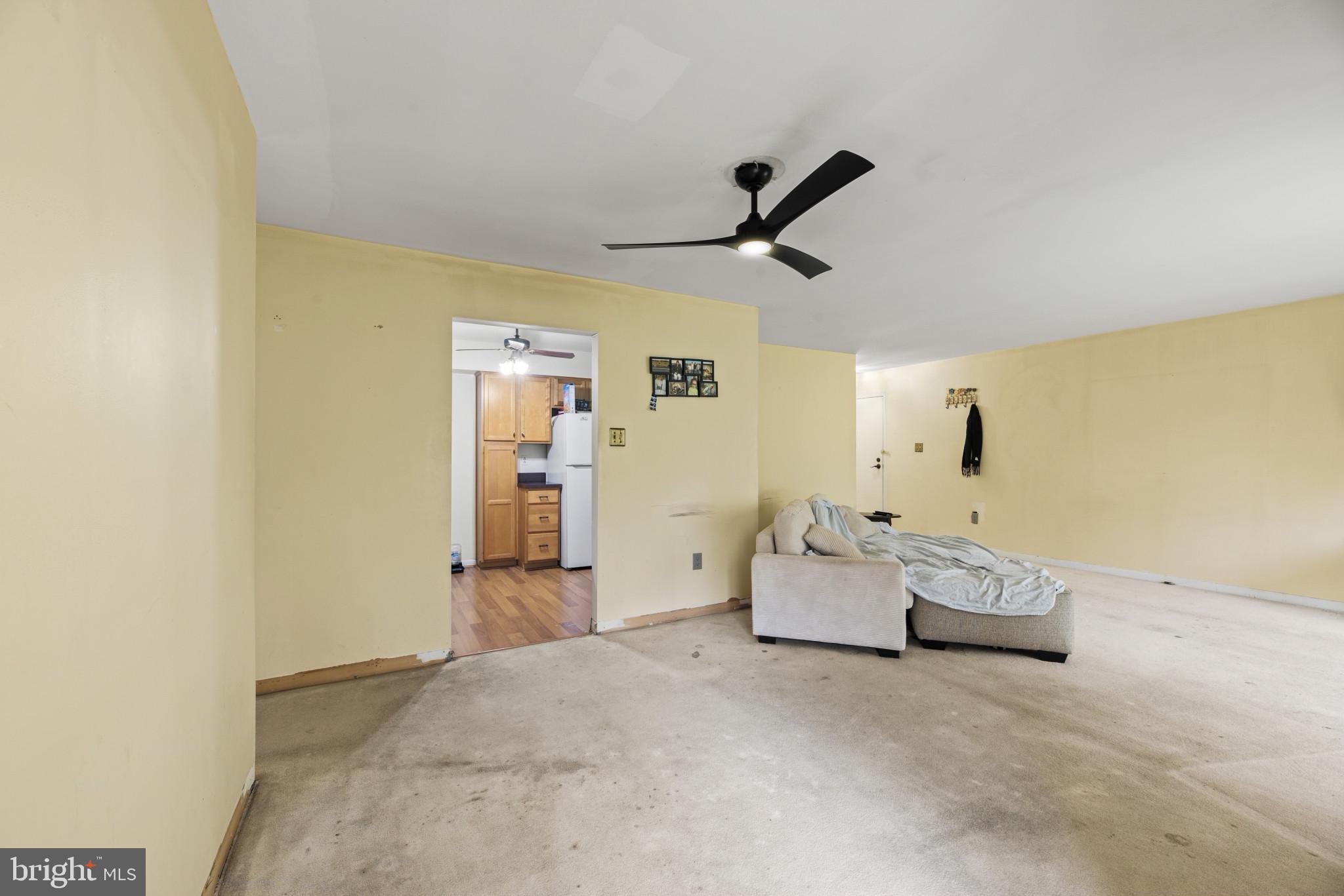 LONG REACH KNOLLS - Residential