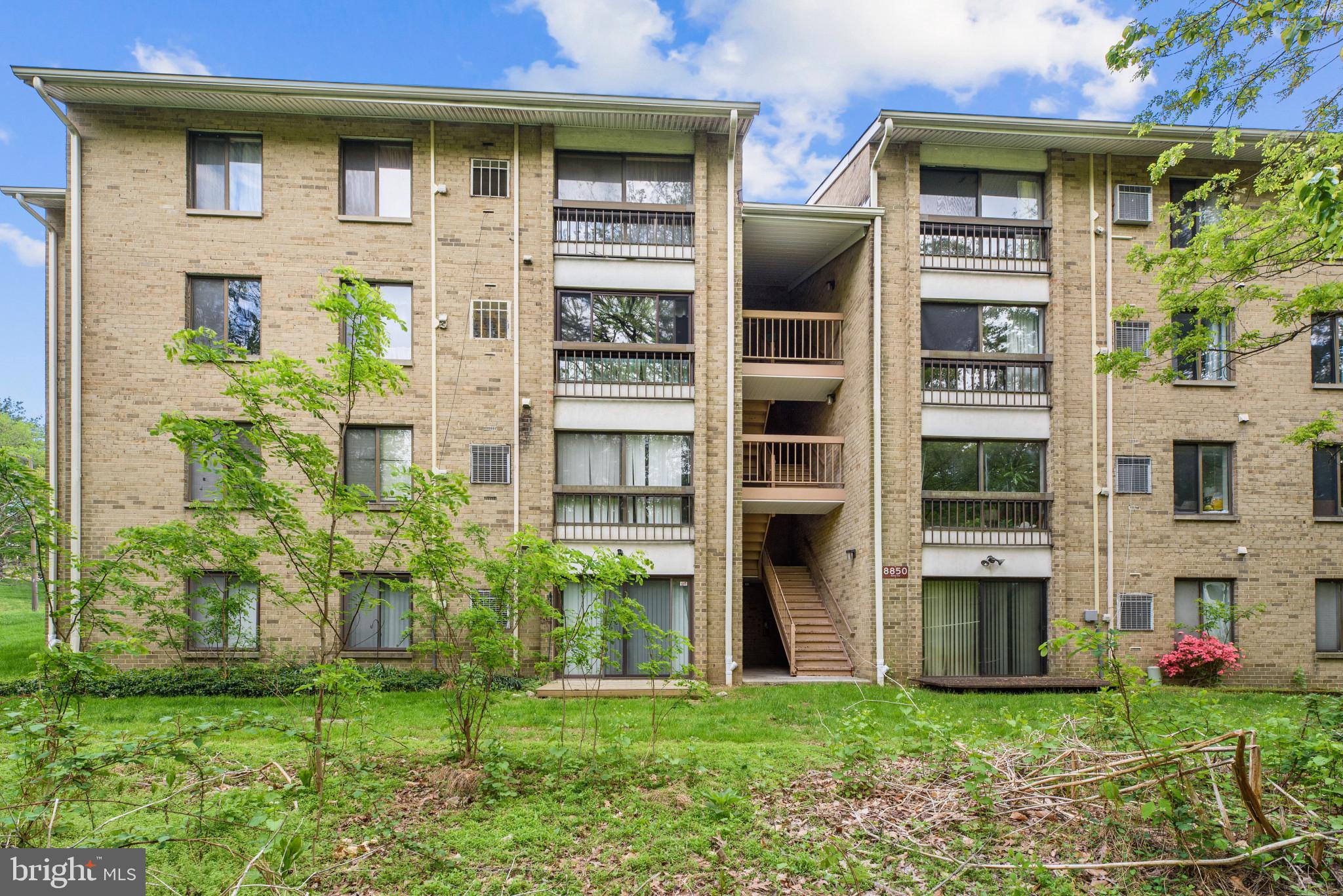 LONG REACH KNOLLS - Residential