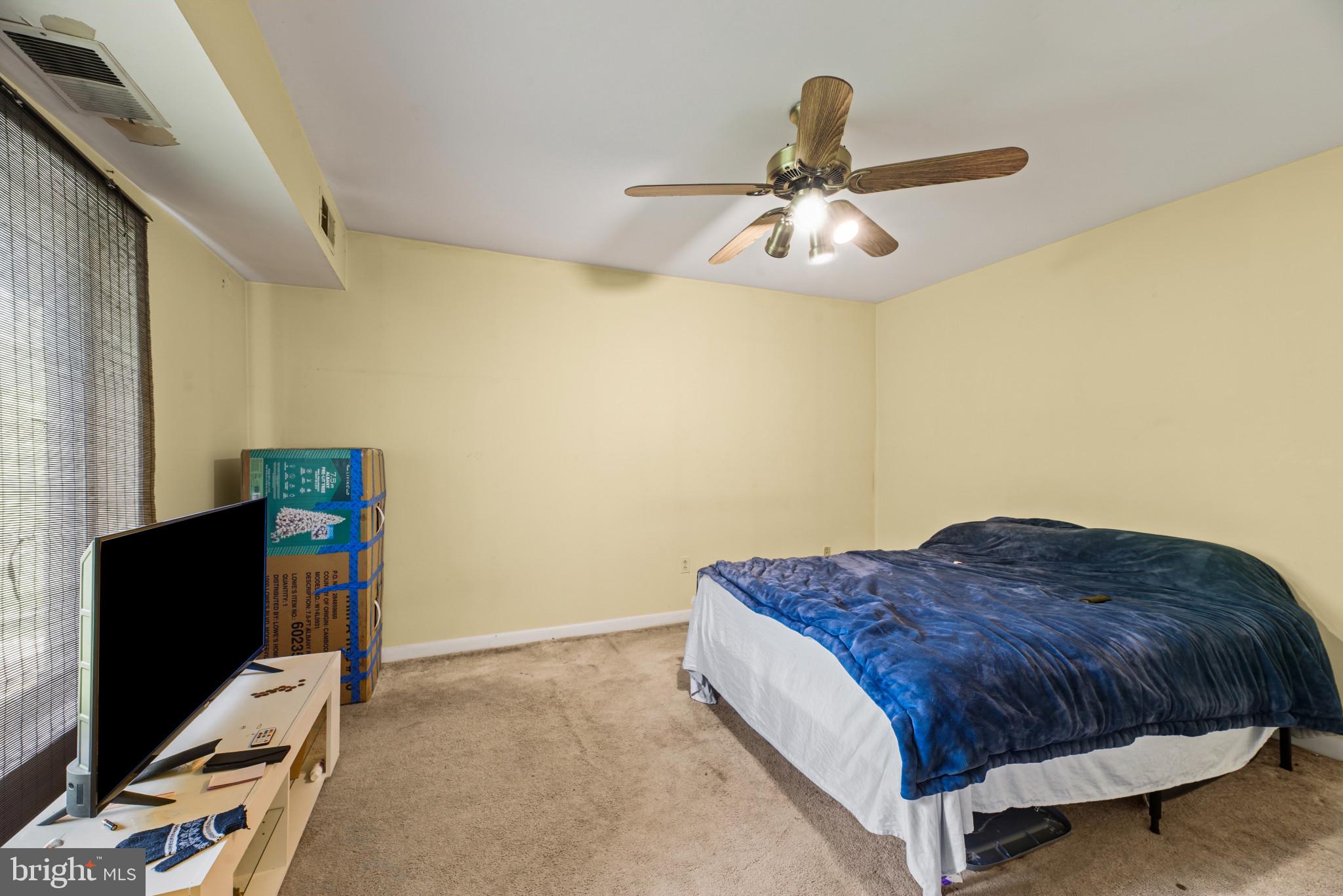 LONG REACH KNOLLS - Residential