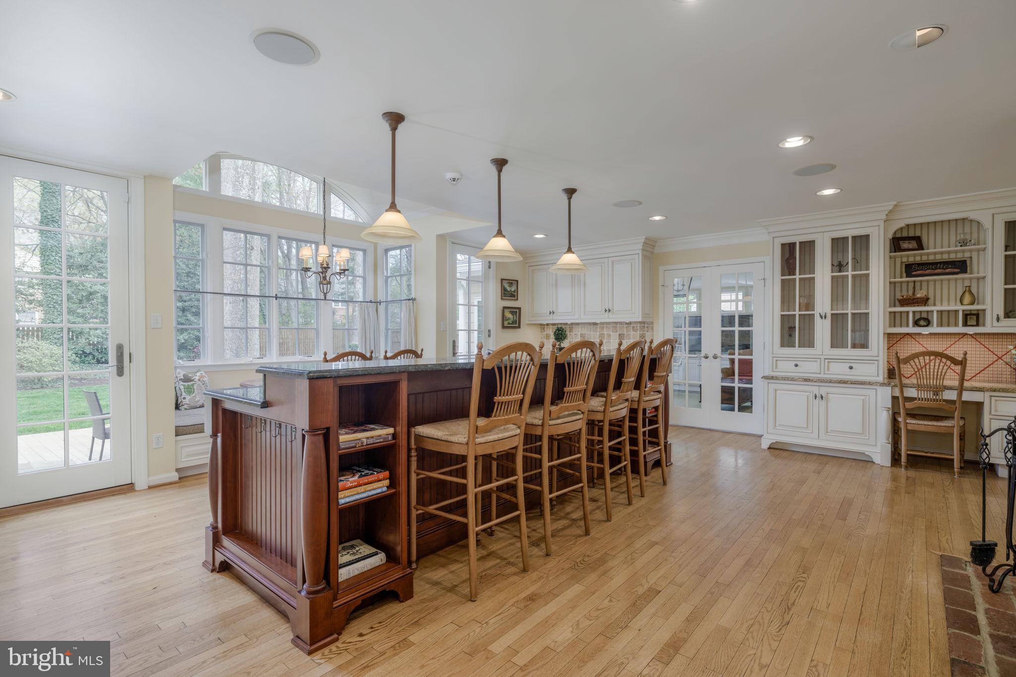 RIVER FALLS - Residential