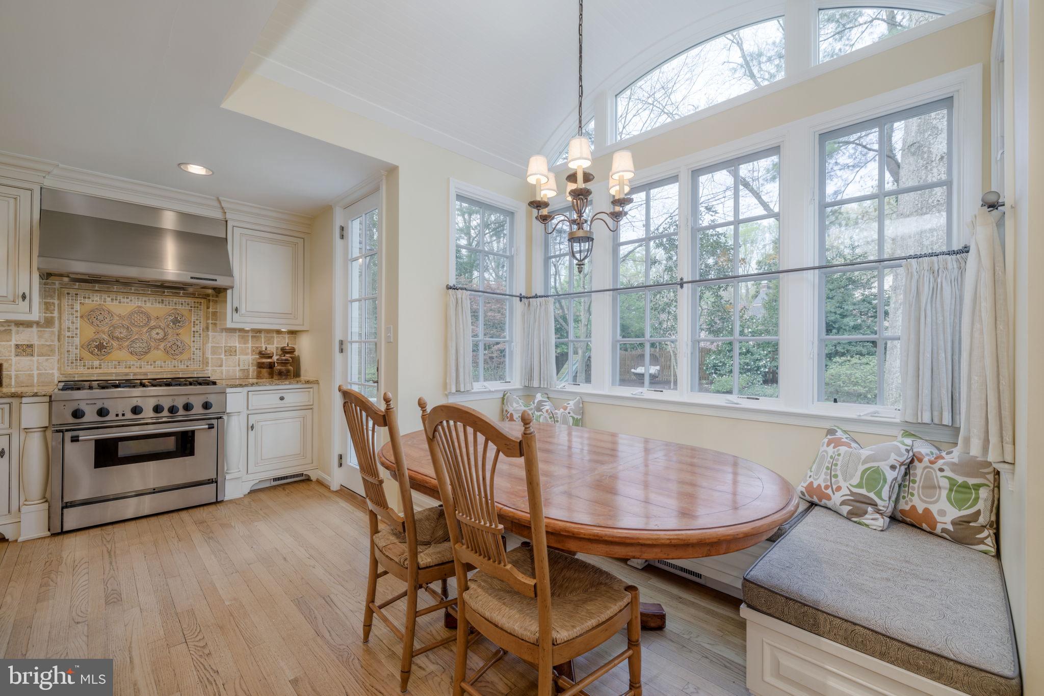 RIVER FALLS - Residential