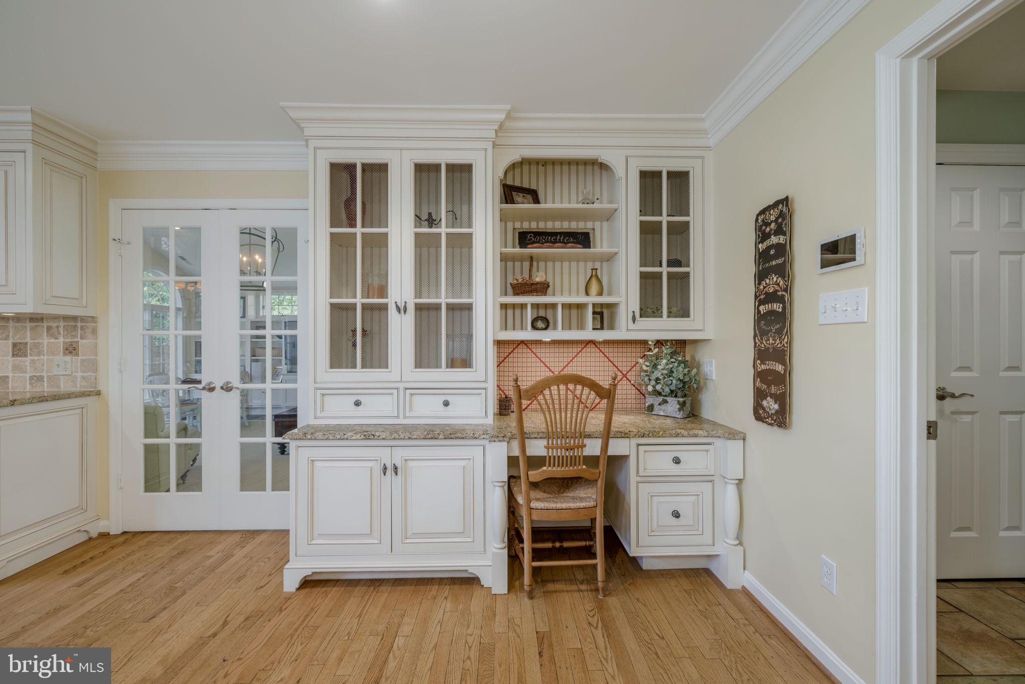 RIVER FALLS - Residential