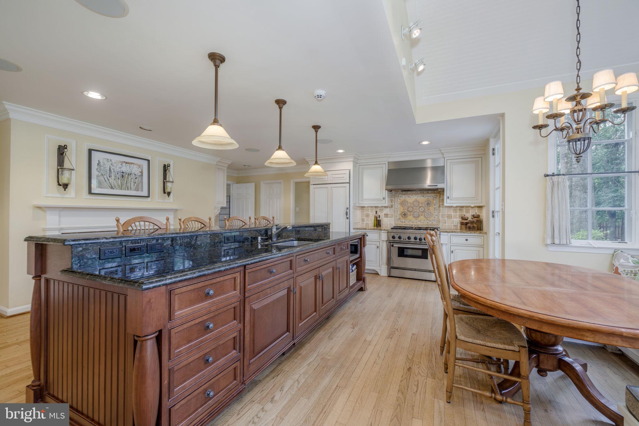 RIVER FALLS - Residential