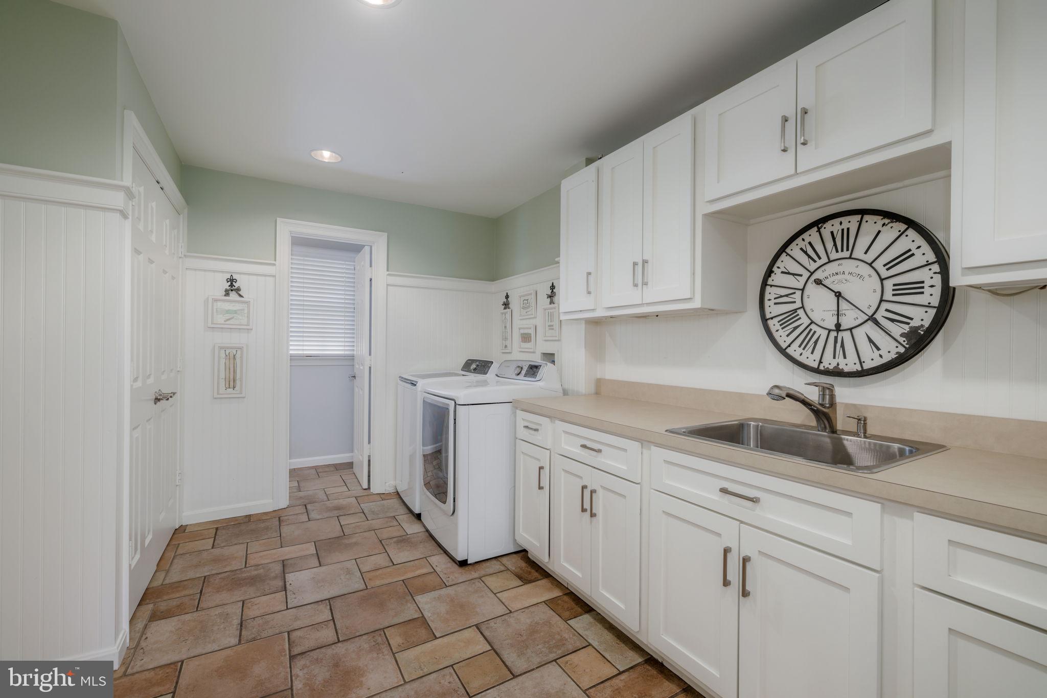 RIVER FALLS - Residential