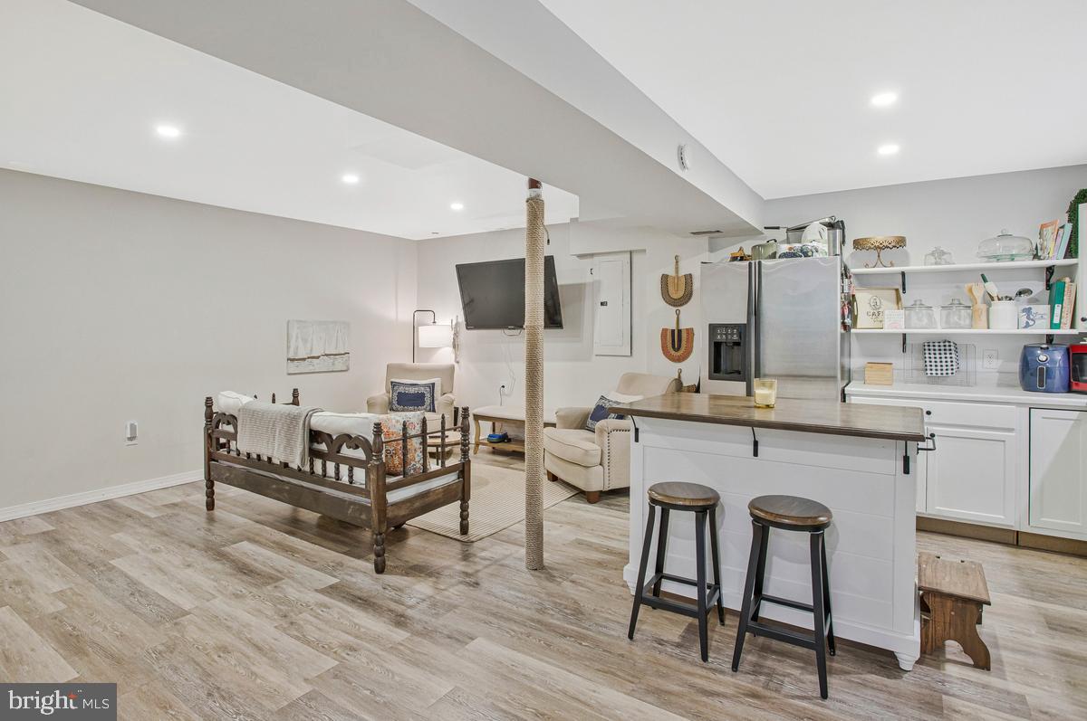 THE HIGHLANDS - Residential
