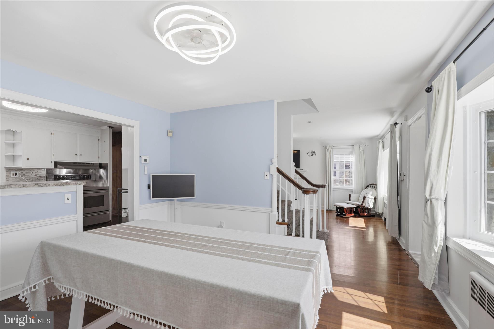 ROSEVILLE ROAD - Residential