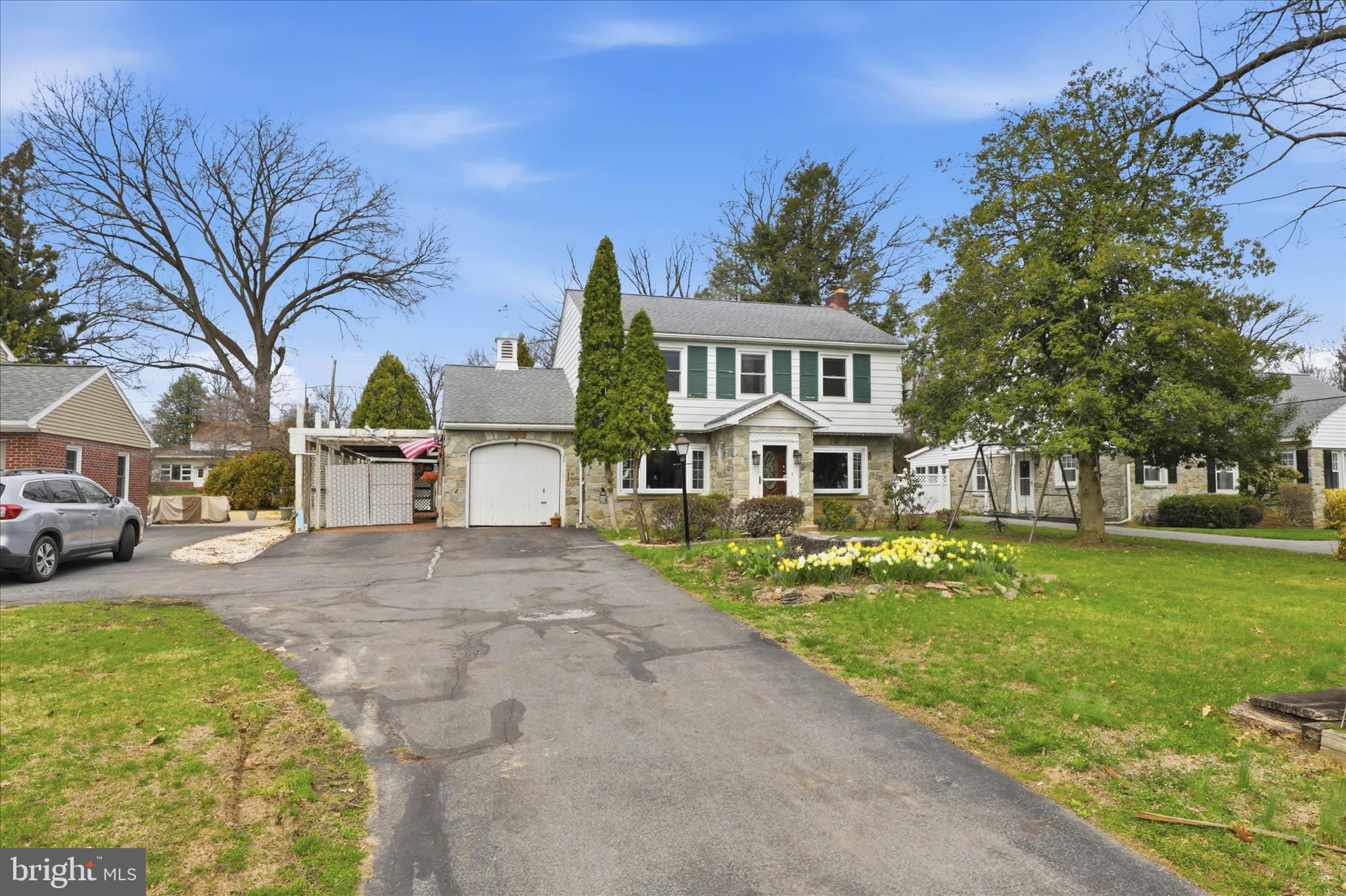 ROSEVILLE ROAD - Residential