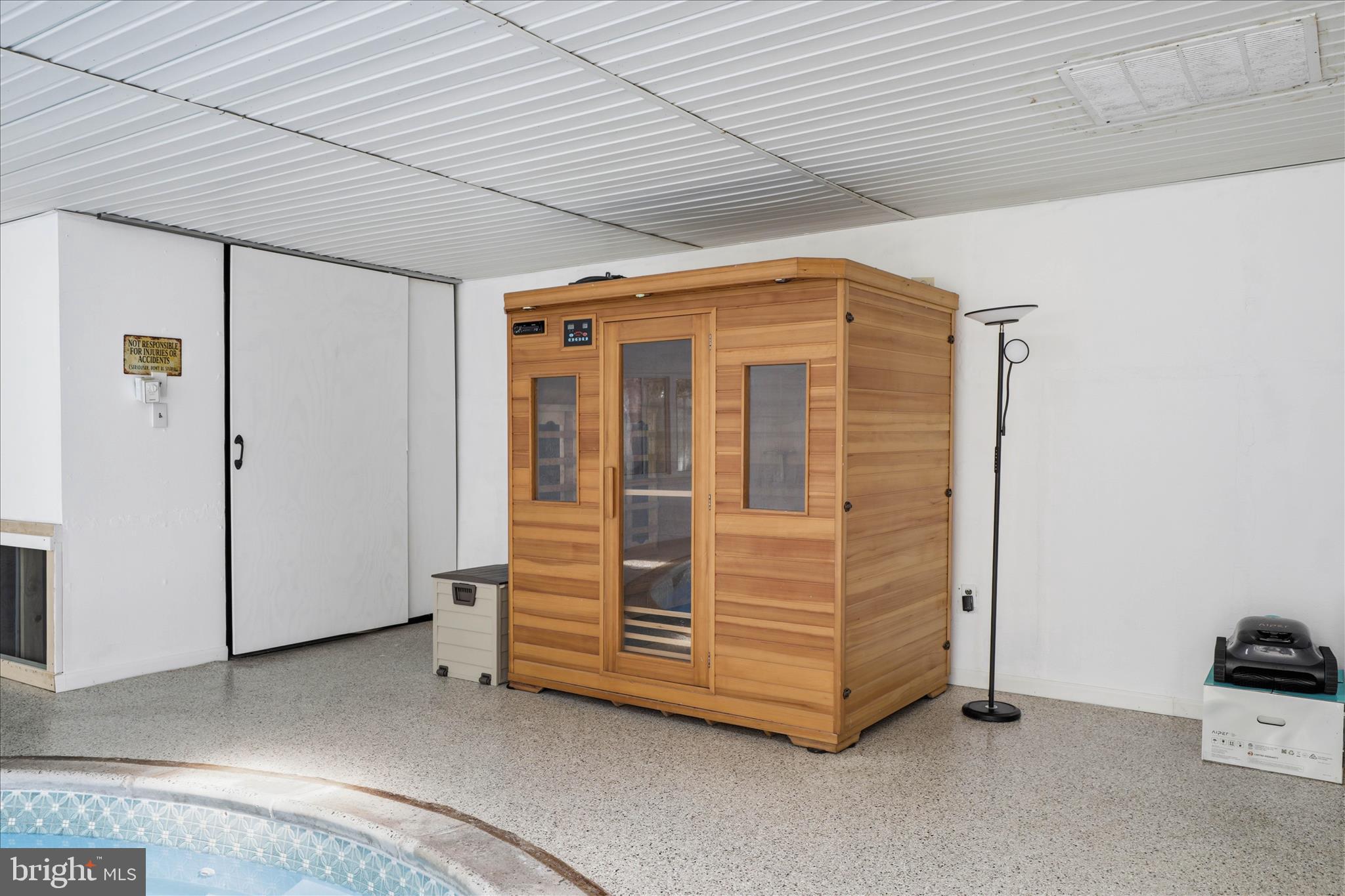 ROSEVILLE ROAD - Residential